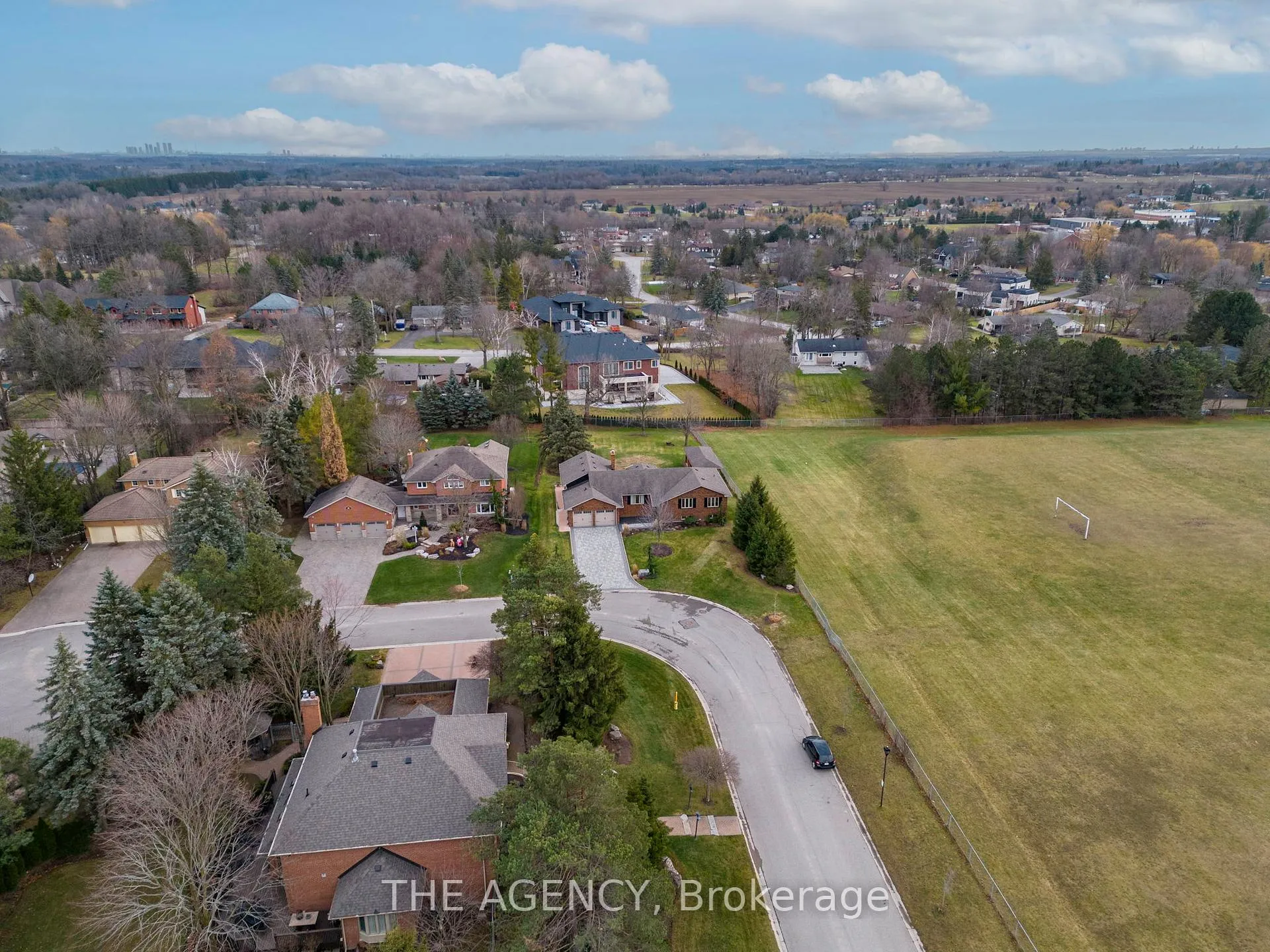 Photo 5 of 20 Kaake Road, King, Nobleton — HOMEH