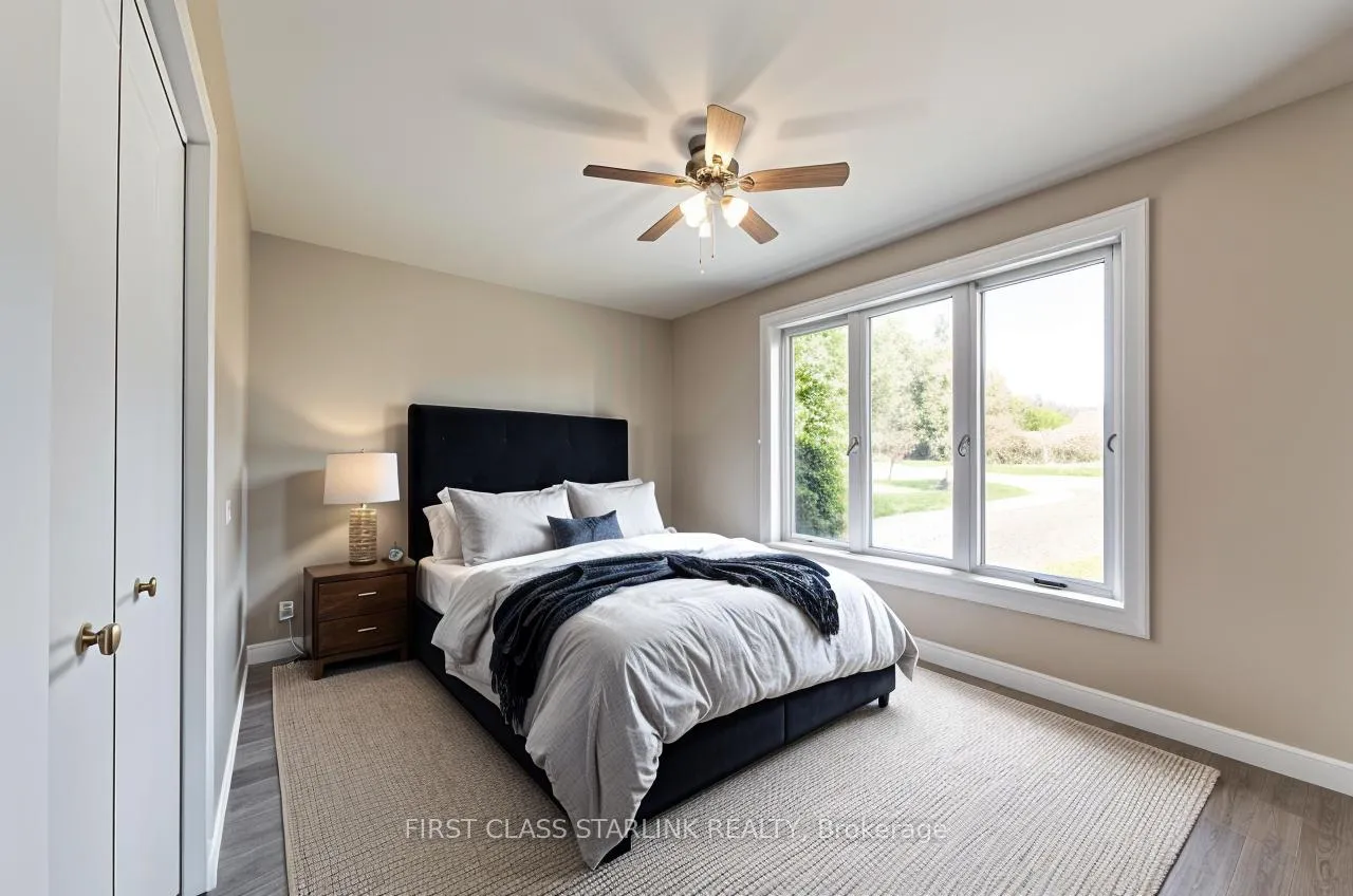 Photo 16 of 57 Mcdonald Court, Hamilton, Waterdown — HOMEH