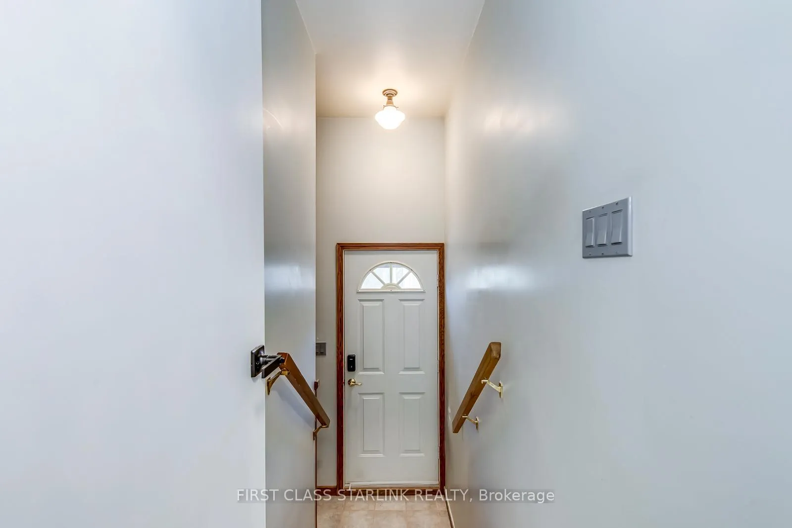 Photo 22 of 57 Mcdonald Court, Hamilton, Waterdown — HOMEH