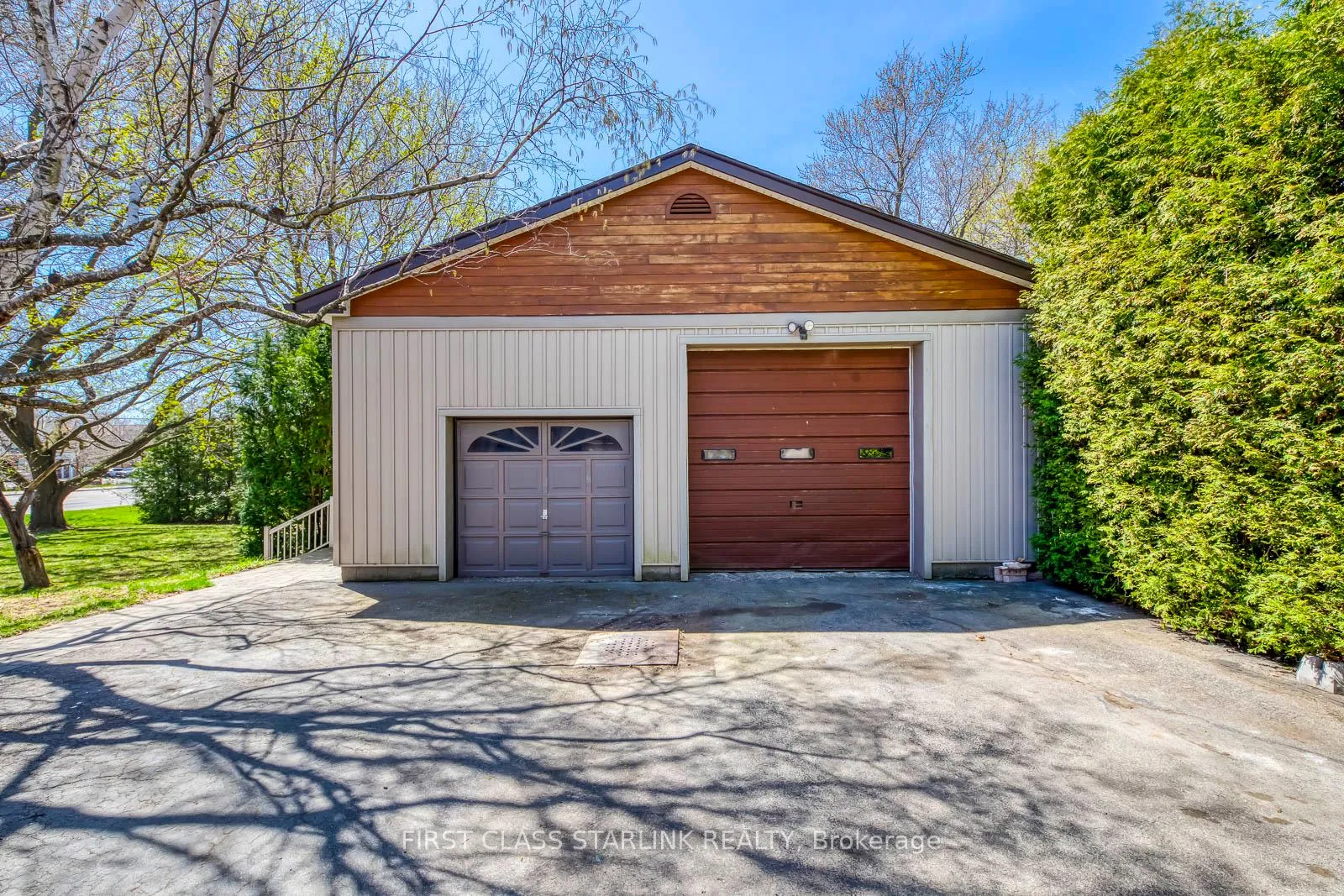 Photo 28 of 57 Mcdonald Court, Hamilton, Waterdown — HOMEH