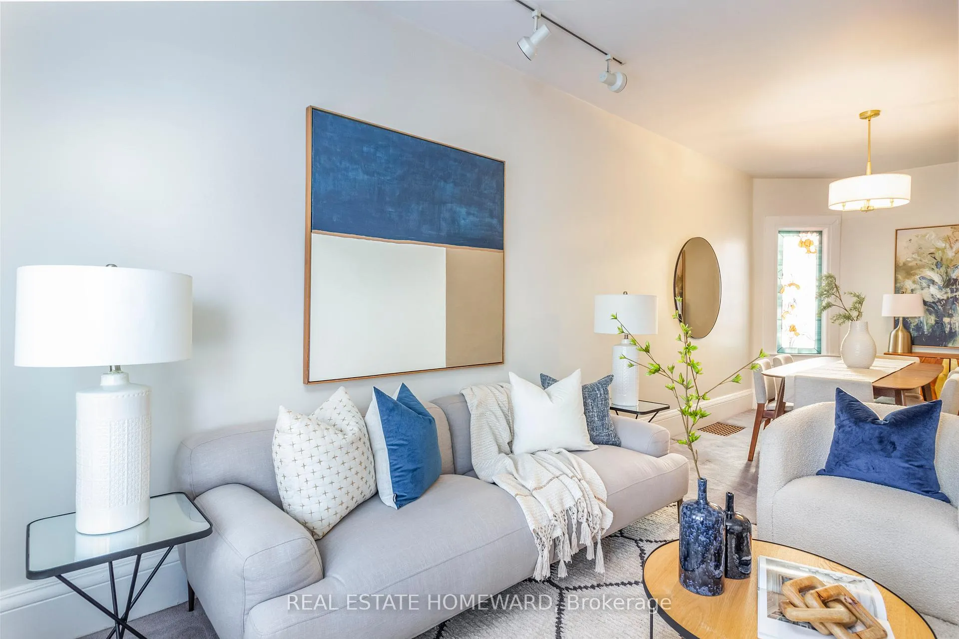 Photo 7 of 487 Davisville Avenue, Toronto, Mount Pleasant East — HOMEH