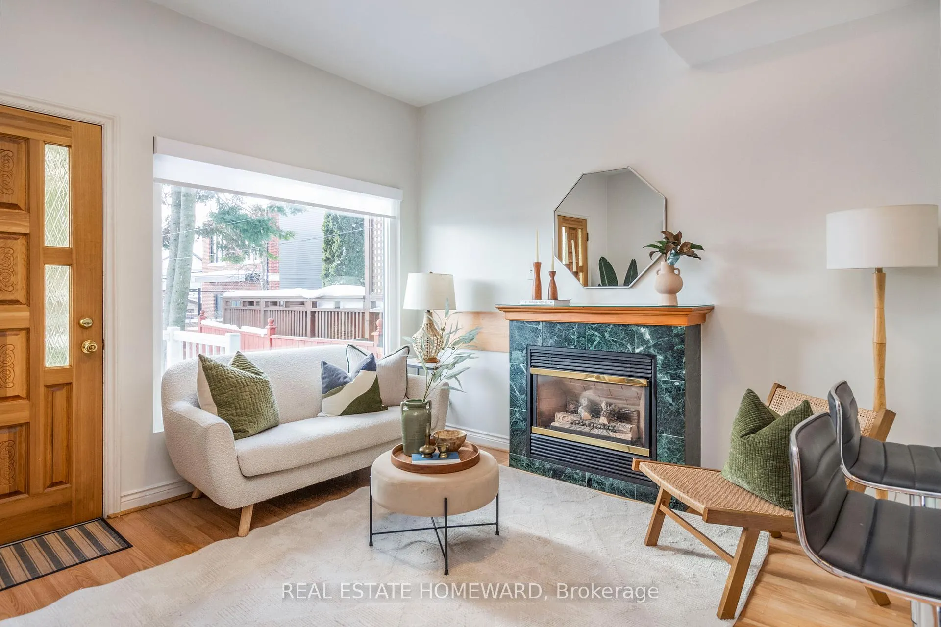 Photo 14 of 487 Davisville Avenue, Toronto, Mount Pleasant East — HOMEH