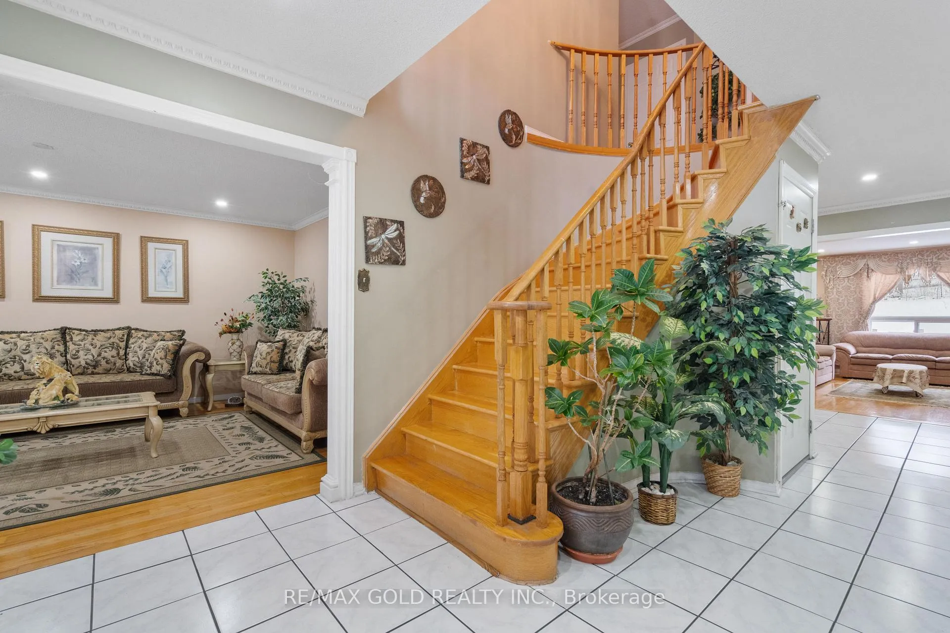Photo 7 of 74 Pollard Crescent N, Ajax, Northwest Ajax — HOMEH