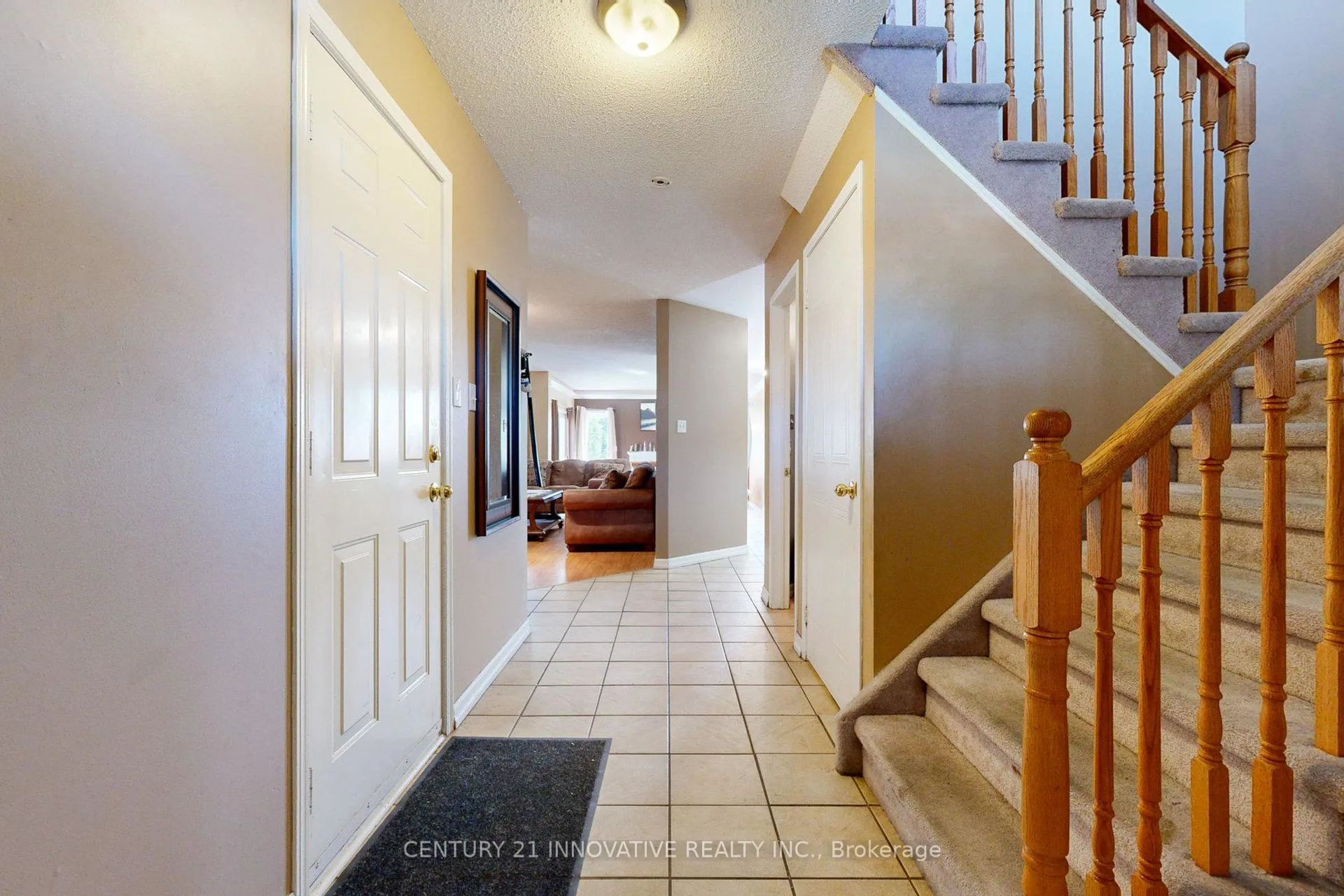 Photo 4 of 1910 Dalhousie Crescent, Oshawa, Samac — HOMEH