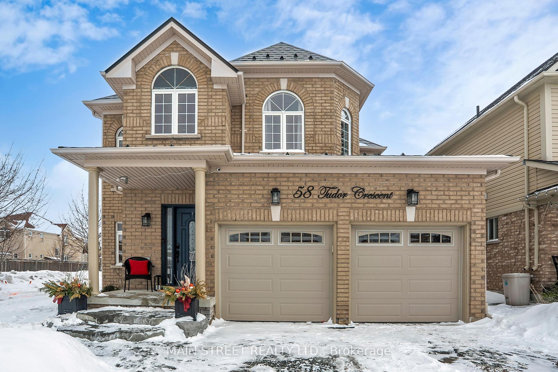 Photo 3 of 58 Tudor Crescent, Barrie, Innis-Shore — HOMEH