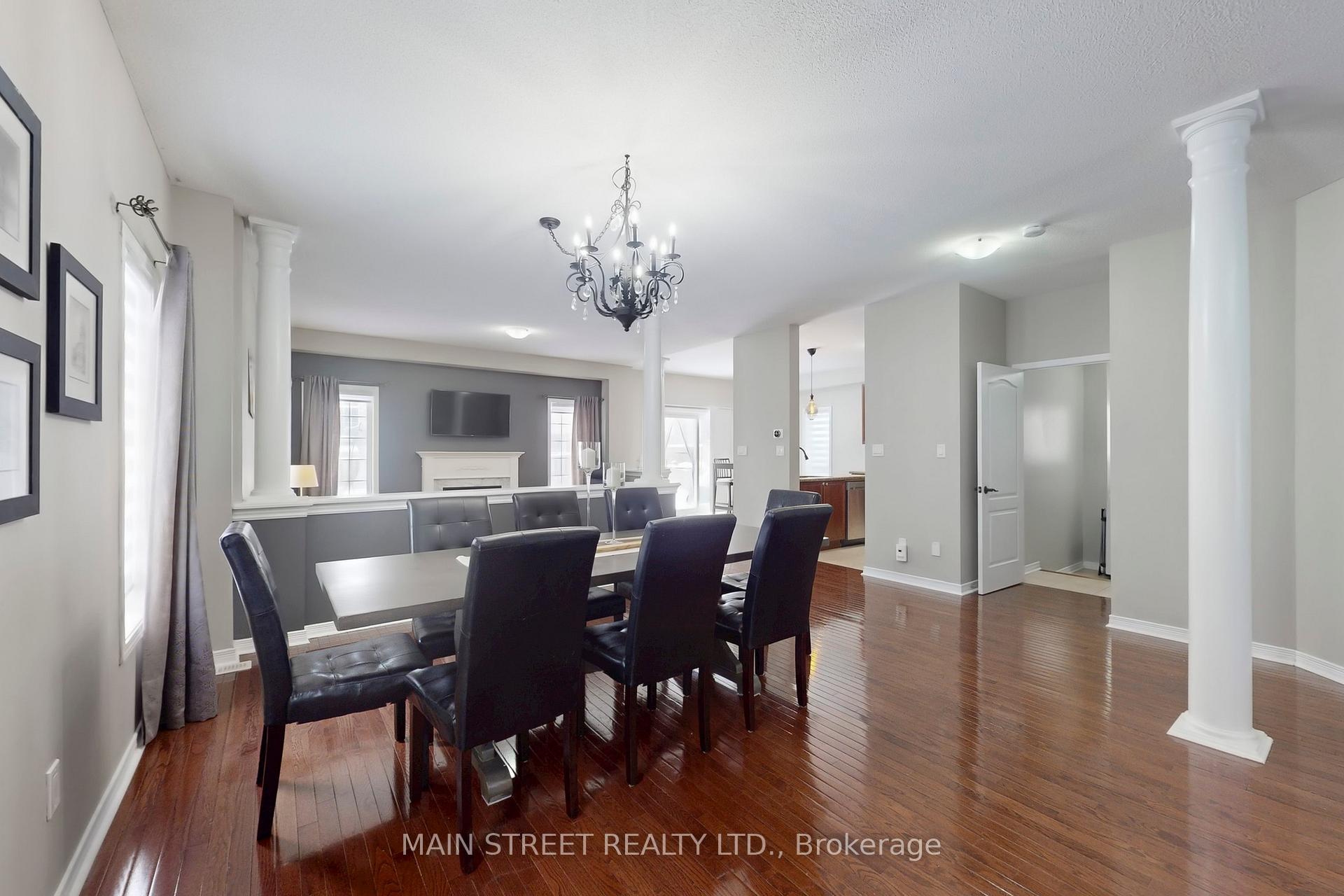 Photo 8 of 58 Tudor Crescent, Barrie, Innis-Shore — HOMEH