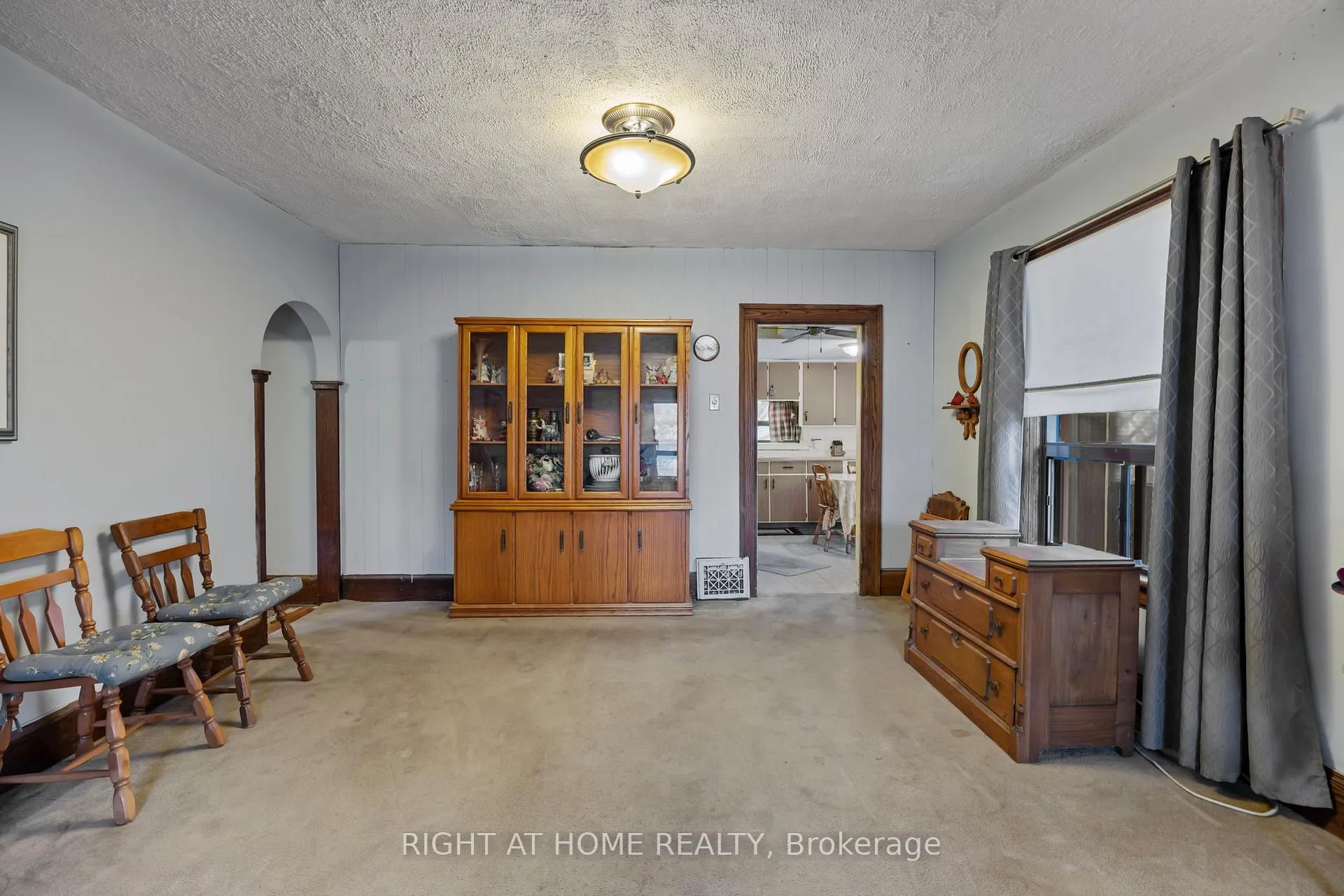 Photo 6 of 157 Park Road S, Oshawa, Vanier — HOMEH
