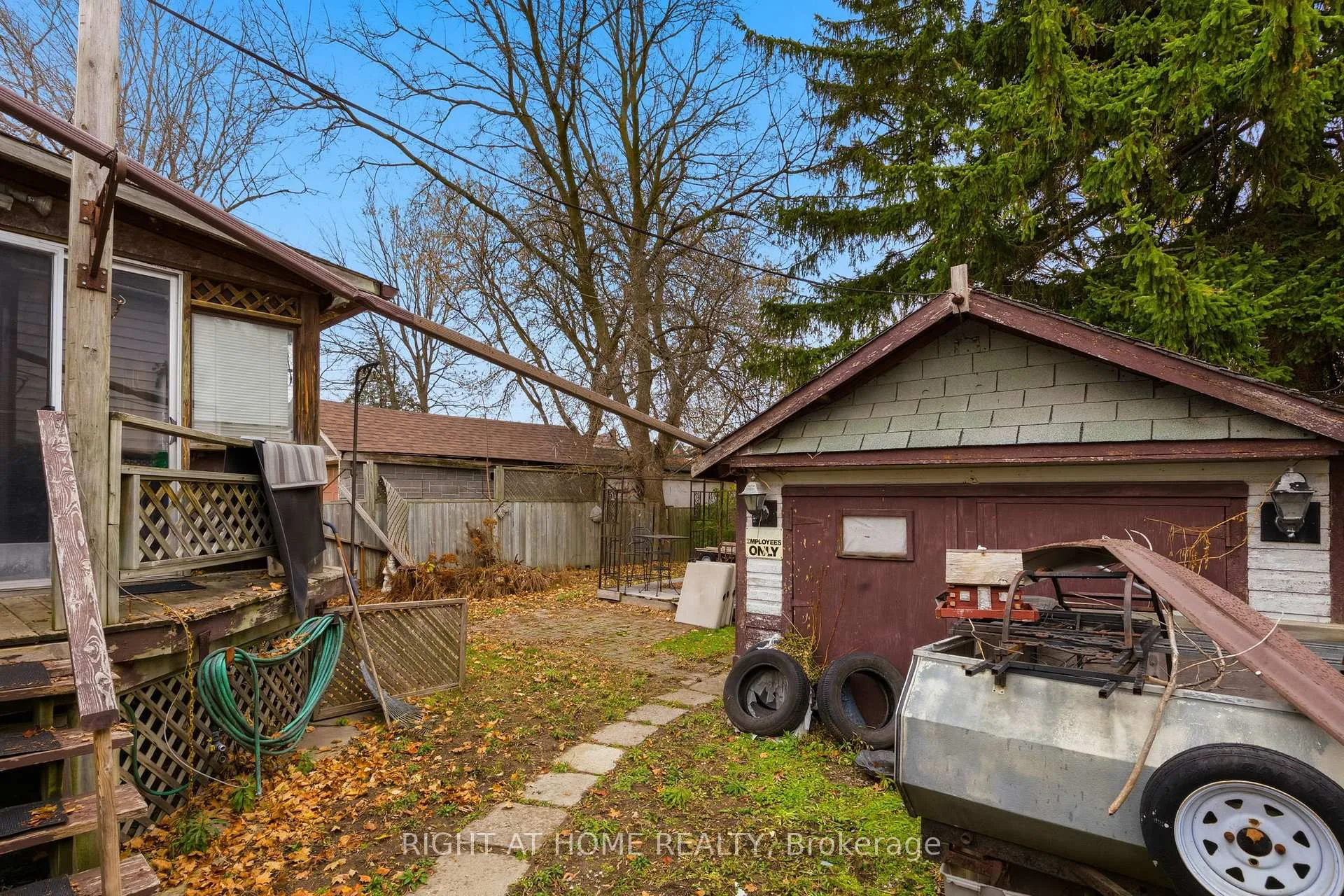 Photo 14 of 157 Park Road S, Oshawa, Vanier — HOMEH