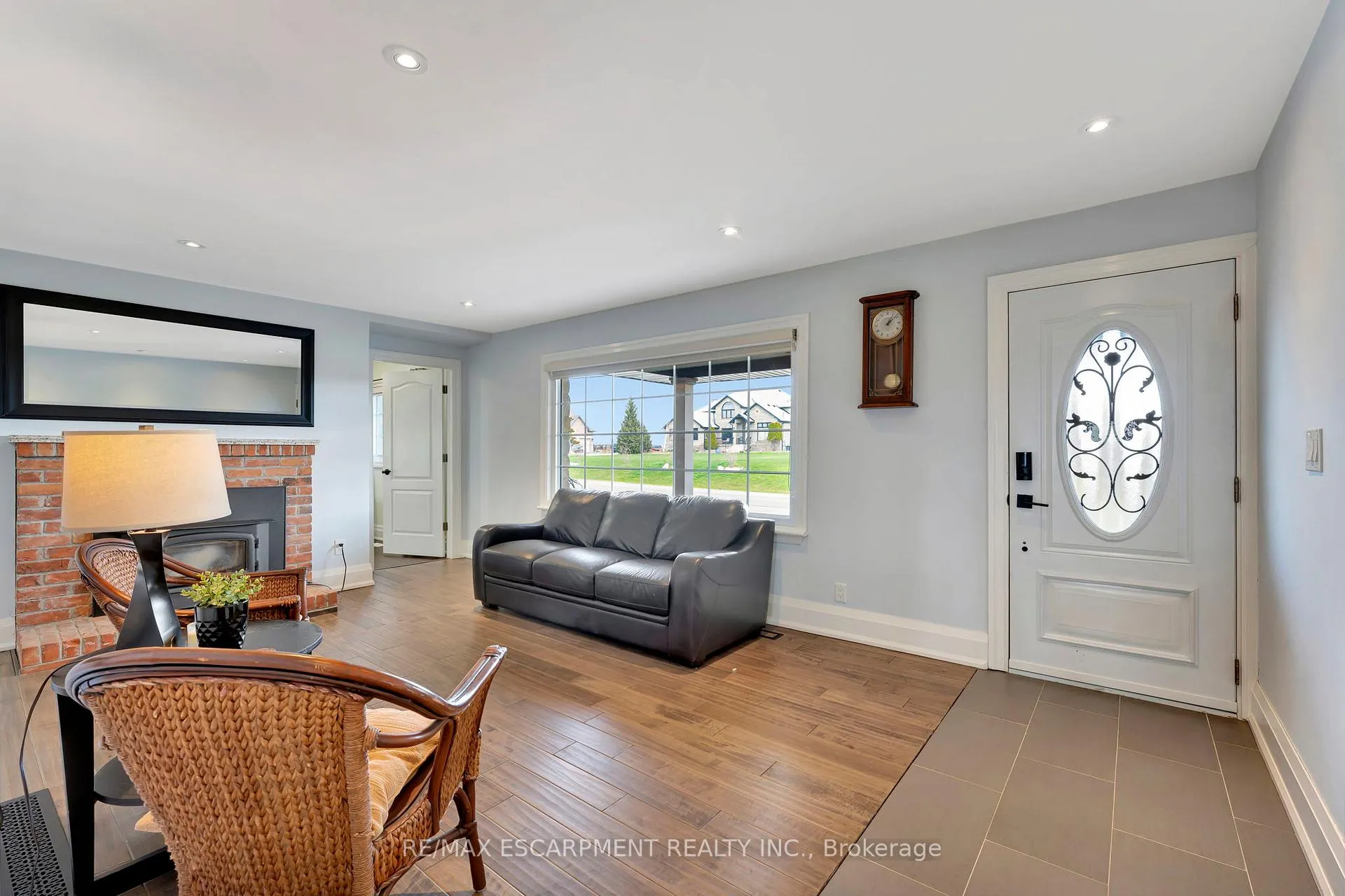 Photo 5 of 565 Second Road, Hamilton, Stoney Creek — HOMEH