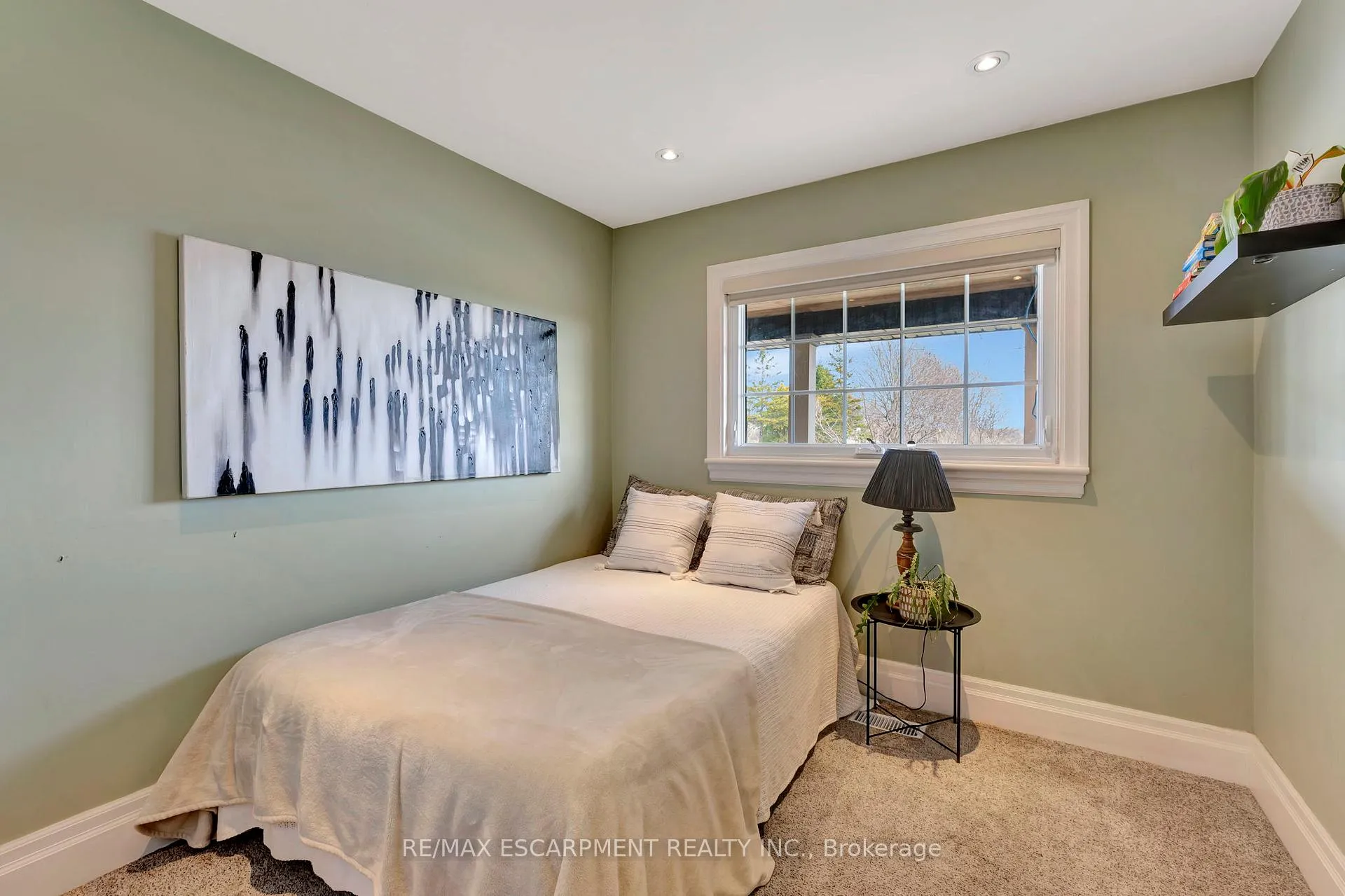 Photo 21 of 565 Second Road, Hamilton, Stoney Creek — HOMEH