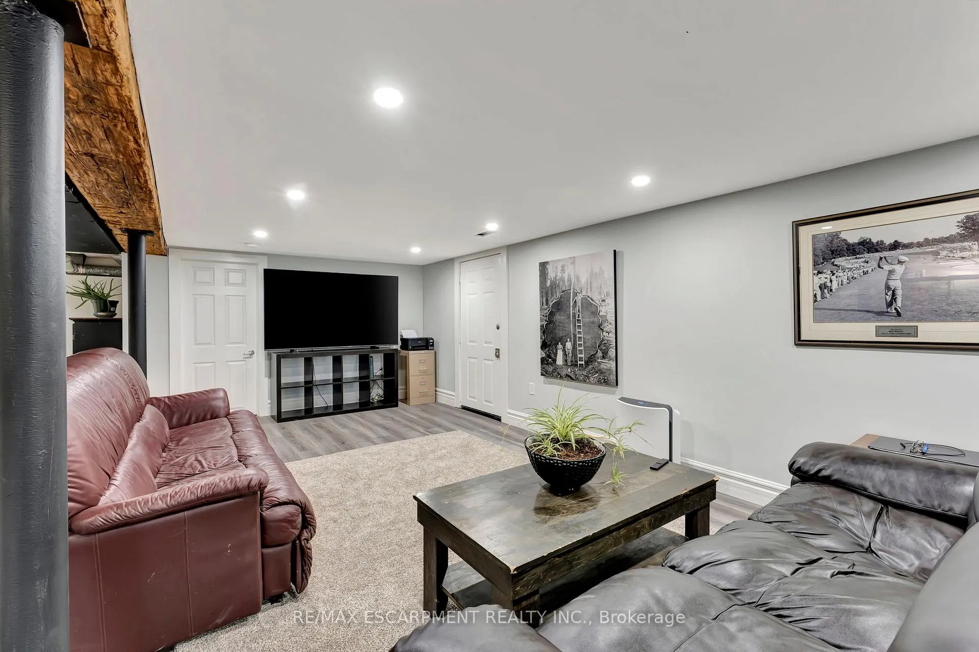 Photo 23 of 565 Second Road, Hamilton, Stoney Creek — HOMEH