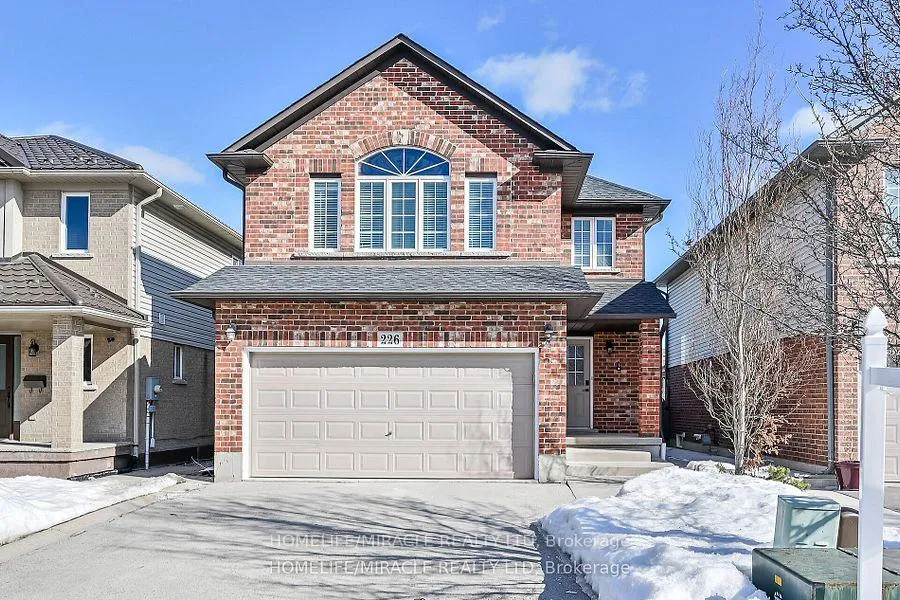 Photo 1 of 226 Spring valley Crescent E, Hamilton, Kernighan — HOMEH