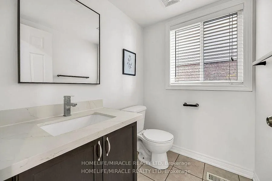 Photo 20 of 226 Spring valley Crescent E, Hamilton, Kernighan — HOMEH