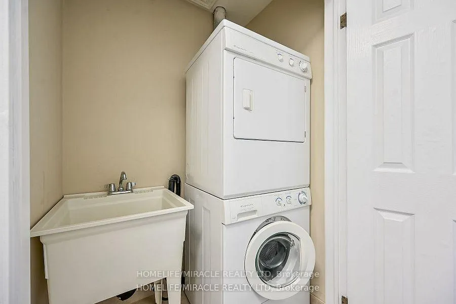 Photo 34 of 226 Spring valley Crescent E, Hamilton, Kernighan — HOMEH