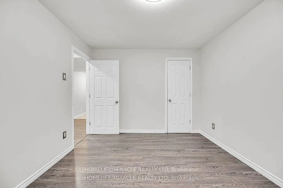 Photo 40 of 226 Spring valley Crescent E, Hamilton, Kernighan — HOMEH