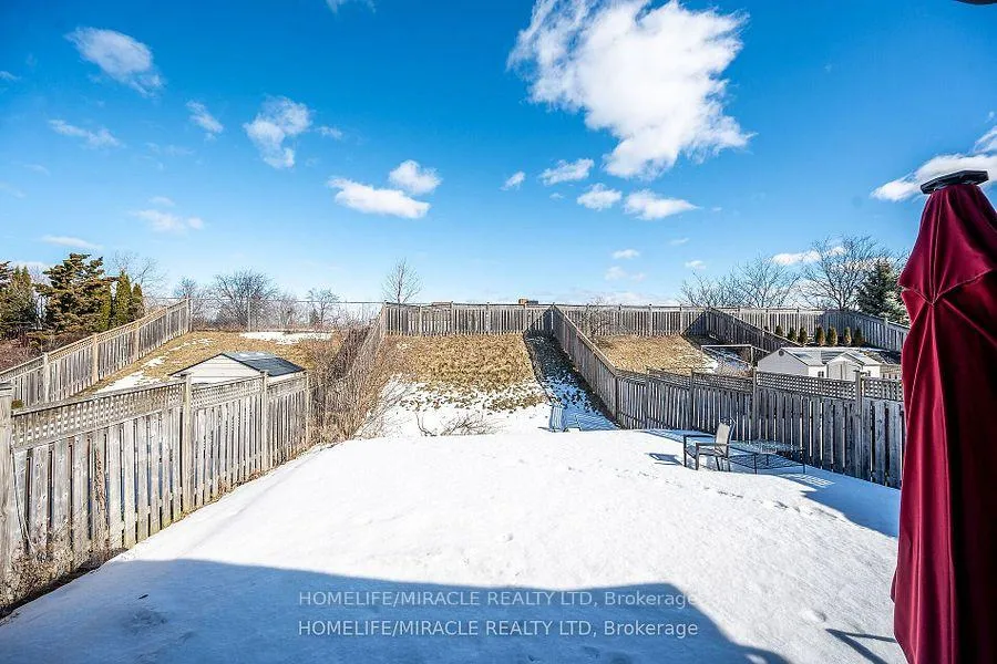Photo 46 of 226 Spring valley Crescent E, Hamilton, Kernighan — HOMEH