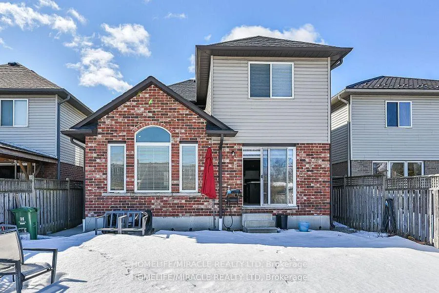Photo 48 of 226 Spring valley Crescent E, Hamilton, Kernighan — HOMEH