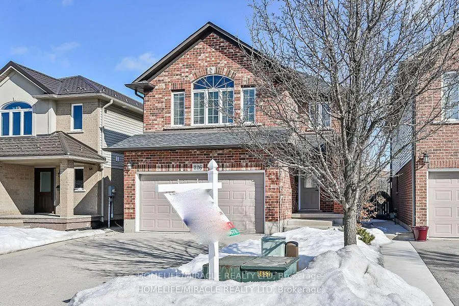Photo 49 of 226 Spring valley Crescent E, Hamilton, Kernighan — HOMEH