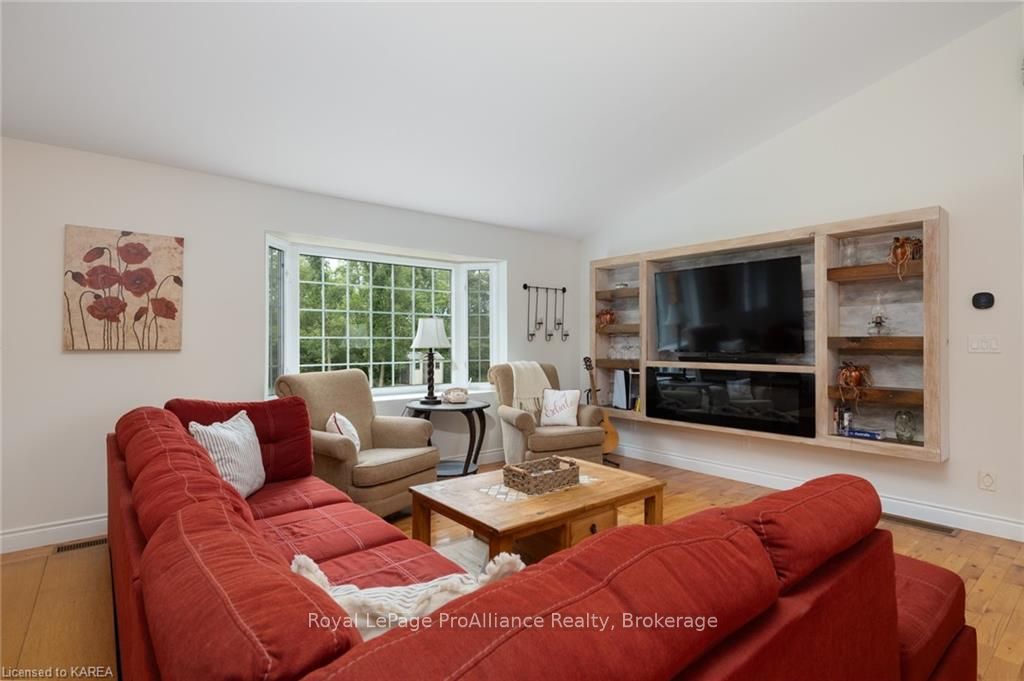 Photo 2 of 407 Dean Smith Road, Frontenac, Frontenac South — HOMEH