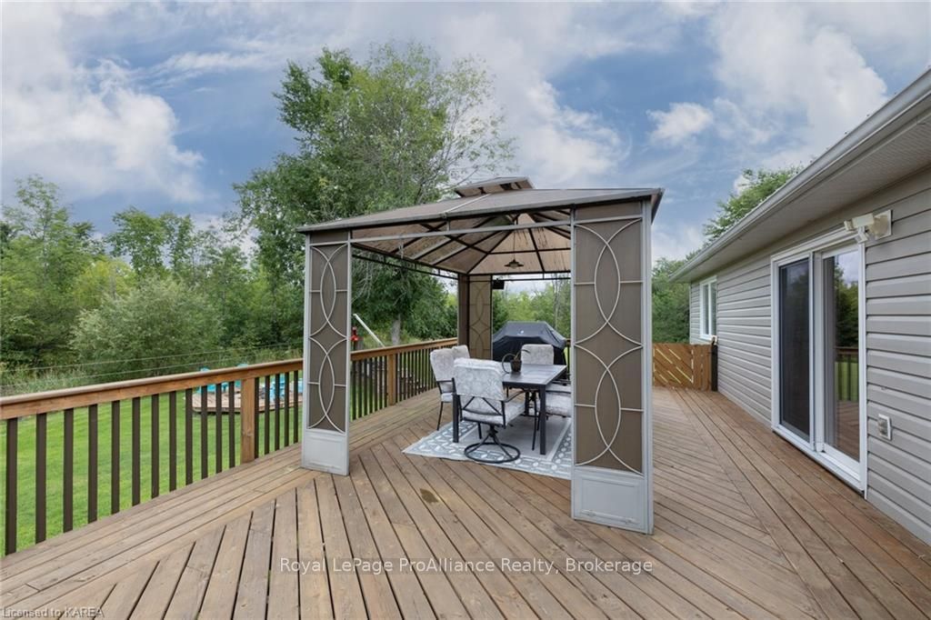 Photo 14 of 407 Dean Smith Road, Frontenac, Frontenac South — HOMEH