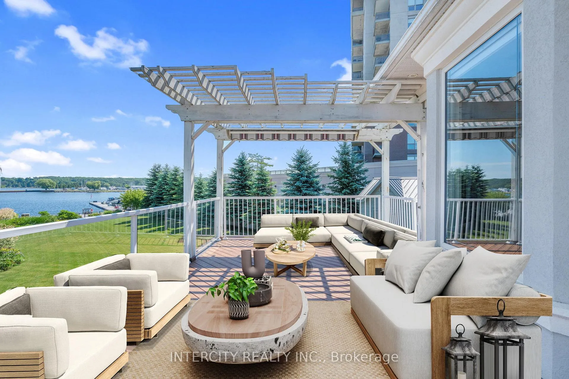 Photo 5 of 679 Aberdeen Boulevard, Midland — HOMEH
