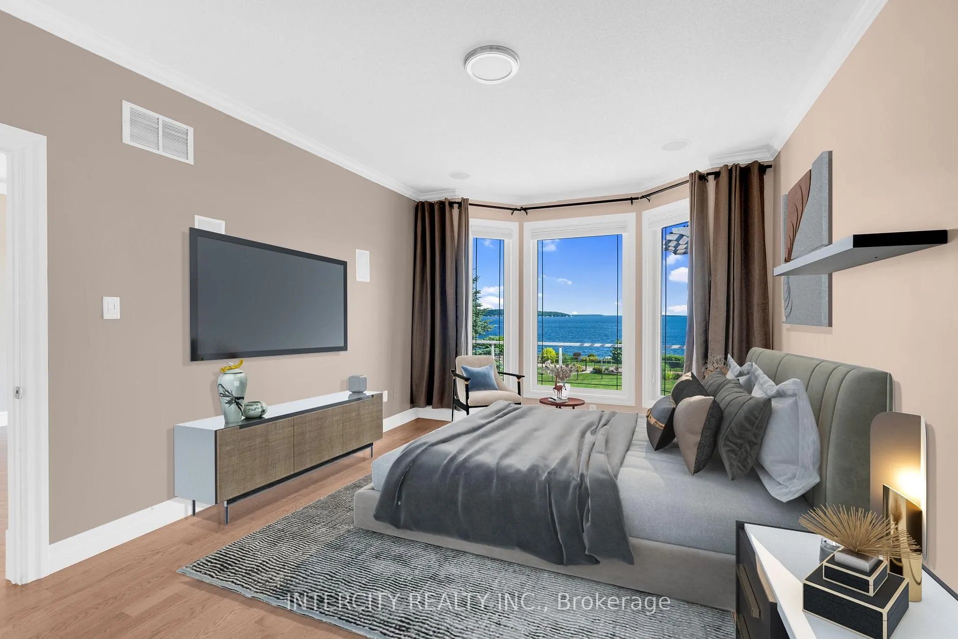 Photo 12 of 679 Aberdeen Boulevard, Midland — HOMEH