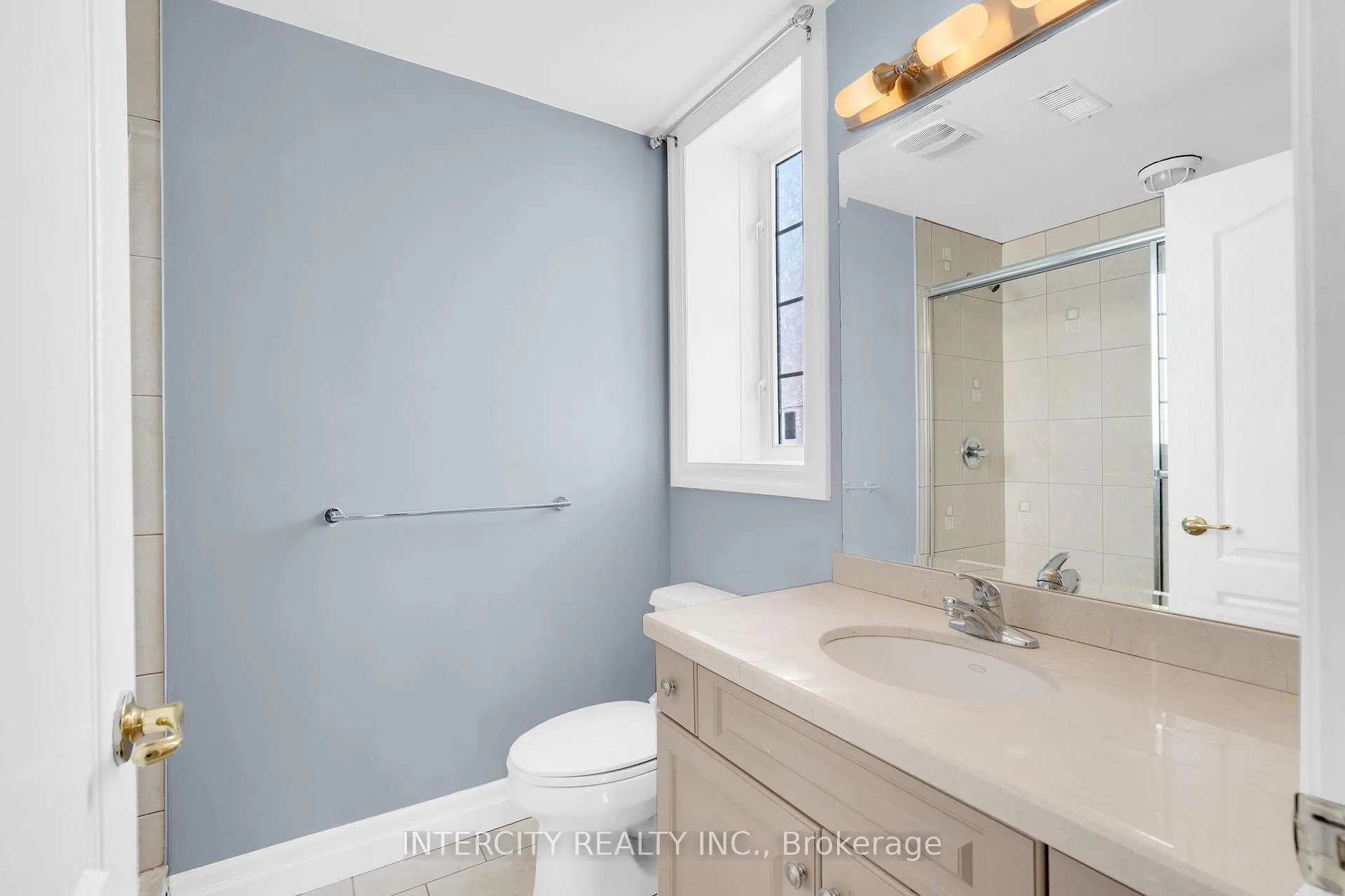 Photo 22 of 679 Aberdeen Boulevard, Midland — HOMEH