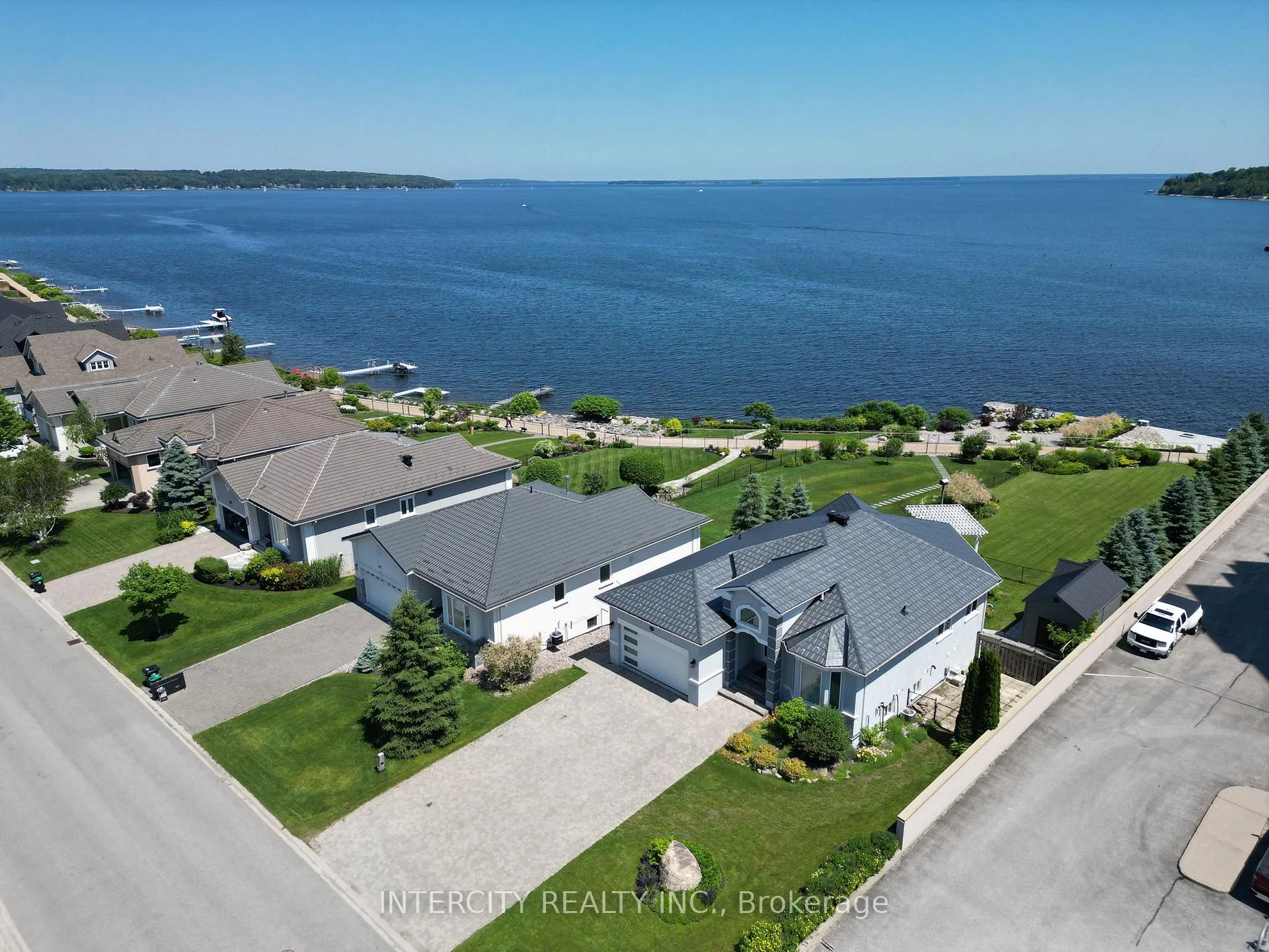 Photo 32 of 679 Aberdeen Boulevard, Midland — HOMEH