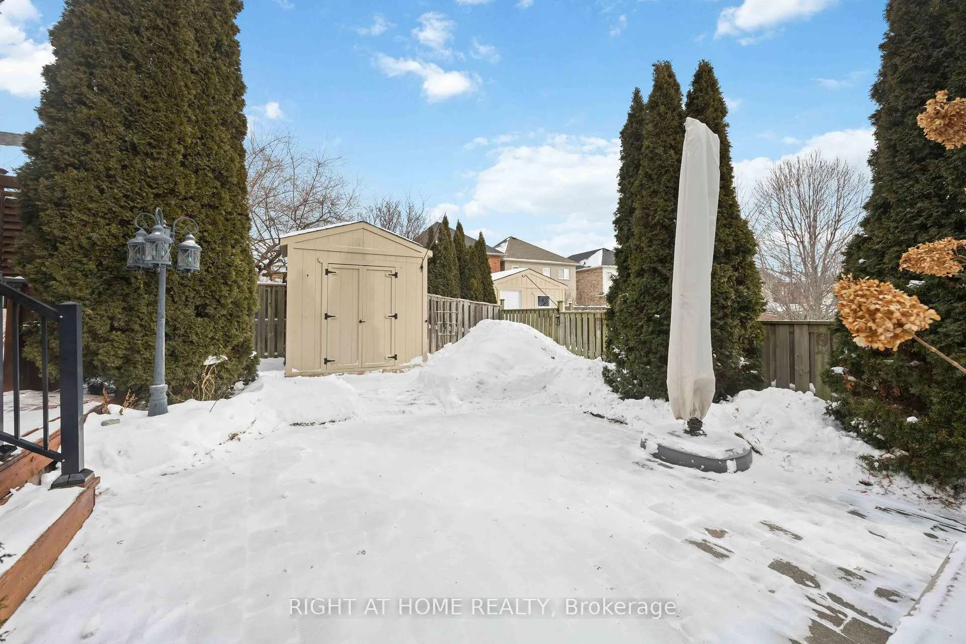 Photo 35 of 7 Lady May Drive, Whitby, Rolling Acres — HOMEH