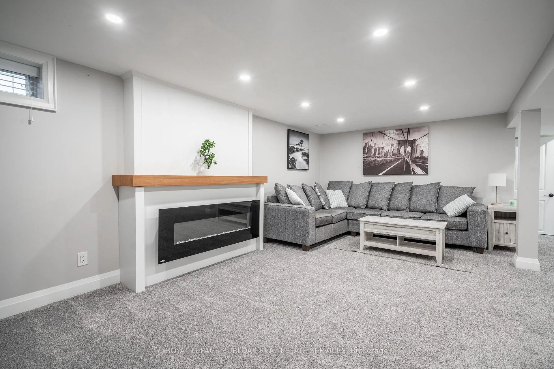 Photo 17 of 71 Fielding Crescent, Hamilton, Lawfield — HOMEH