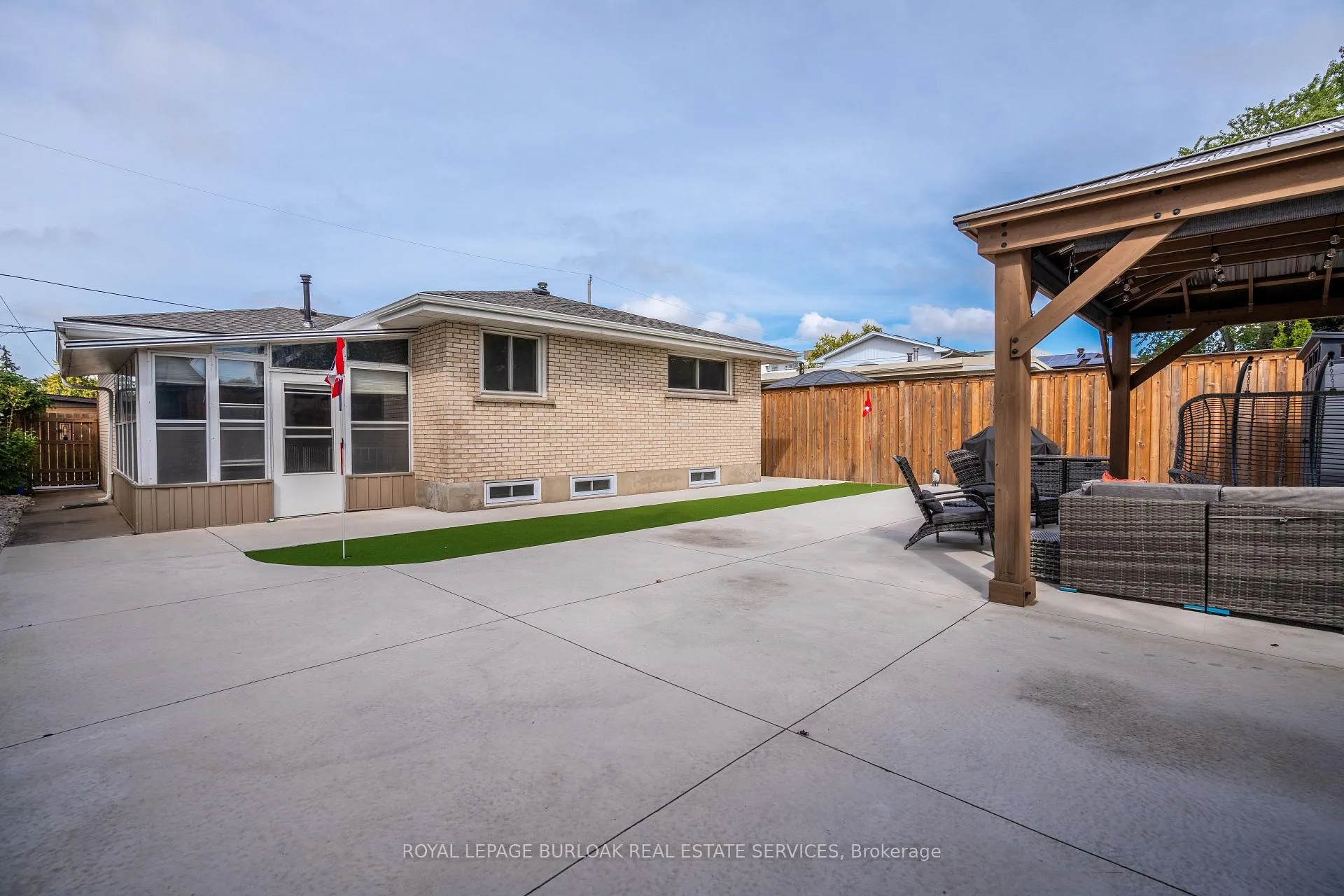 Photo 28 of 71 Fielding Crescent, Hamilton, Lawfield — HOMEH