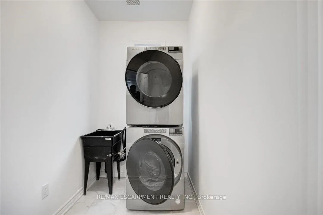 Photo 25 of 4 Corbett Street, Southgate — HOMEH