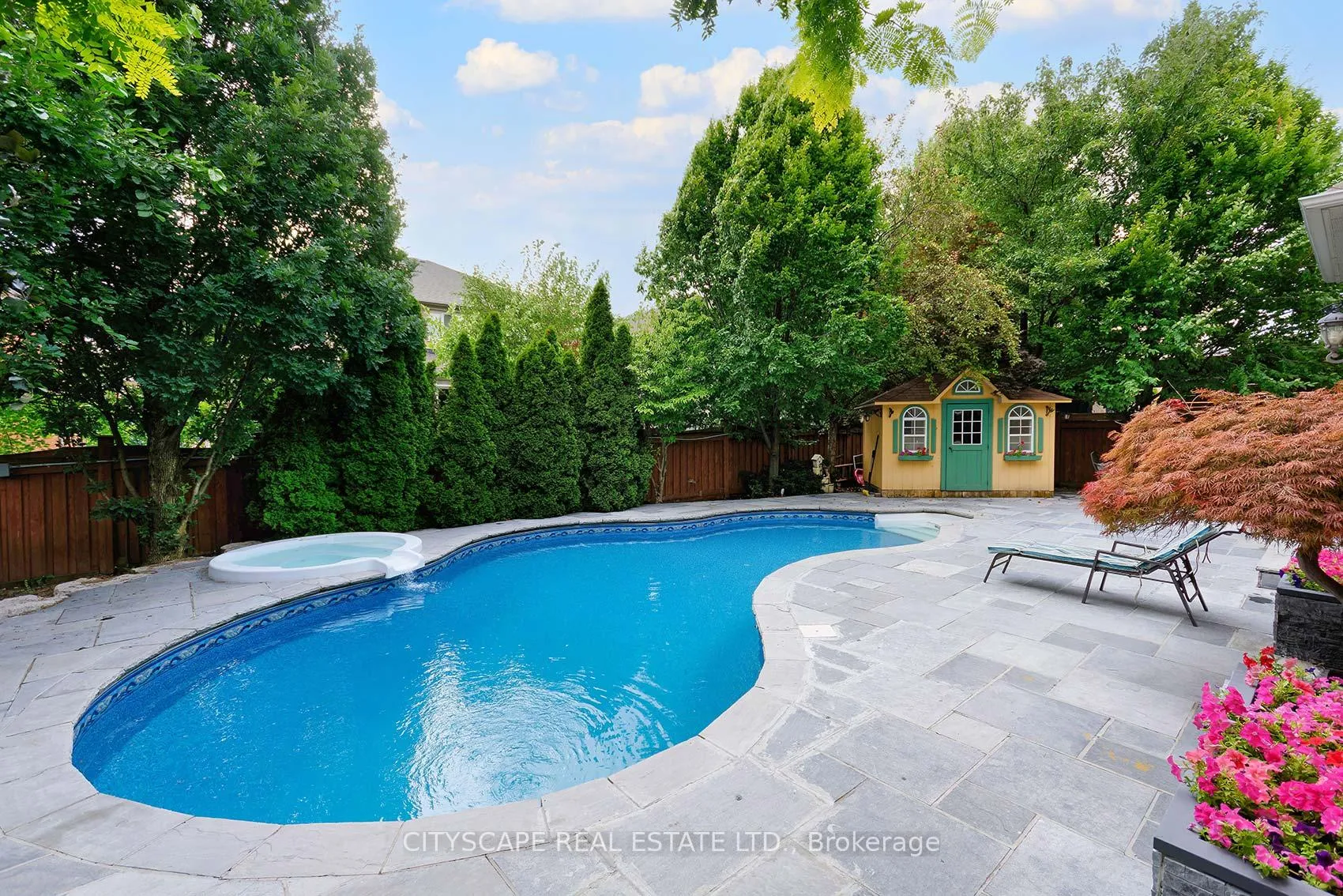 Photo 39 of 60 Lipa Drive, Vaughan, East Woodbridge — HOMEH