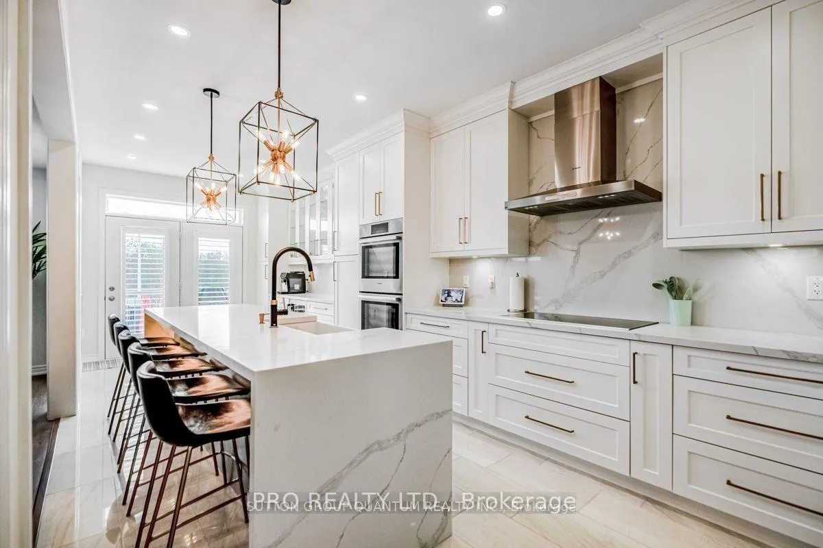 Photo 9 of 22 Mountain Heights Pl, Hamilton, Waterdown — HOMEH