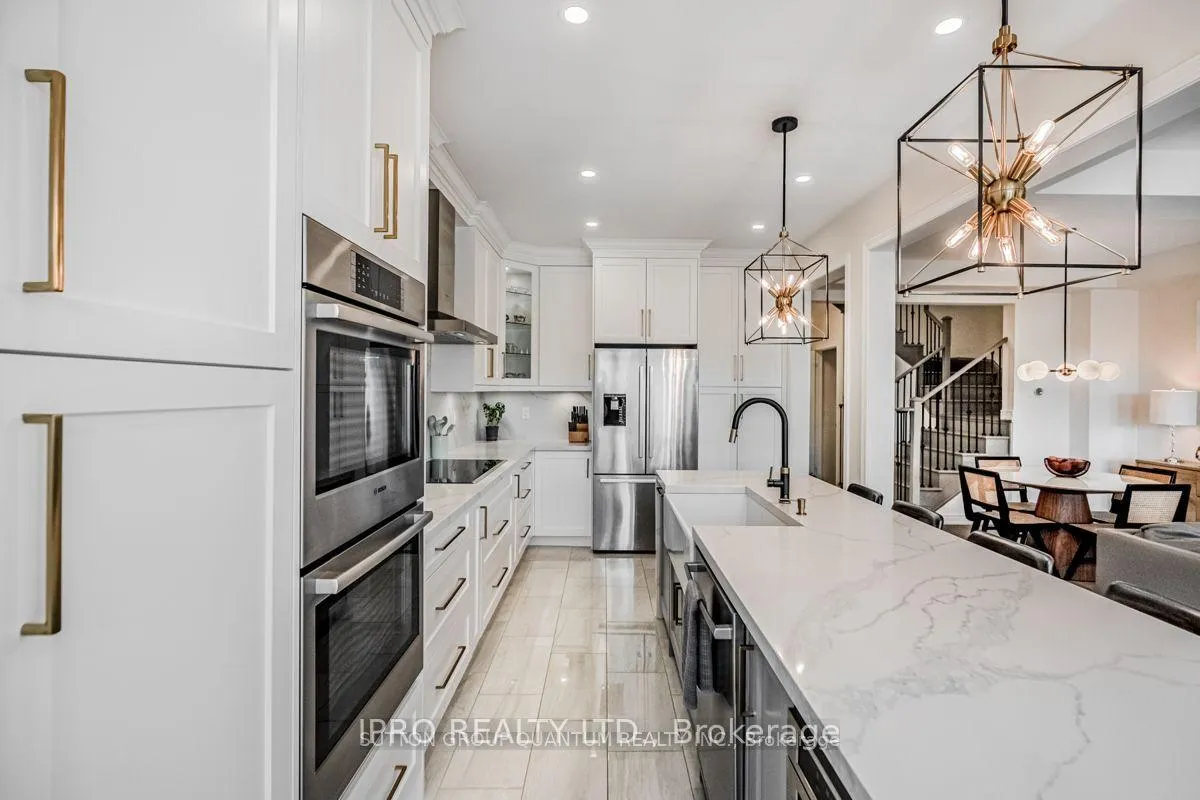 Photo 11 of 22 Mountain Heights Pl, Hamilton, Waterdown — HOMEH