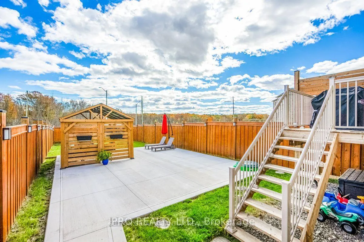 Photo 28 of 22 Mountain Heights Pl, Hamilton, Waterdown — HOMEH