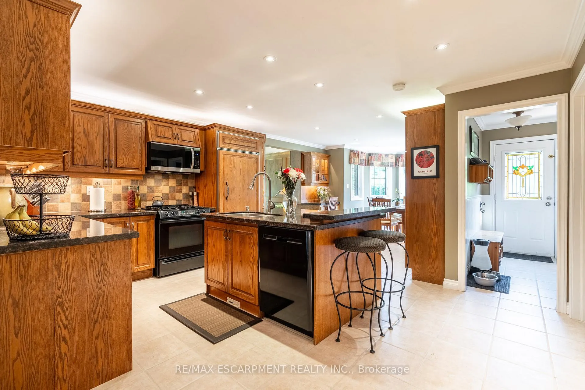 Photo 9 of 47 Woodend Drive, Hamilton, Rural Flamborough — HOMEH