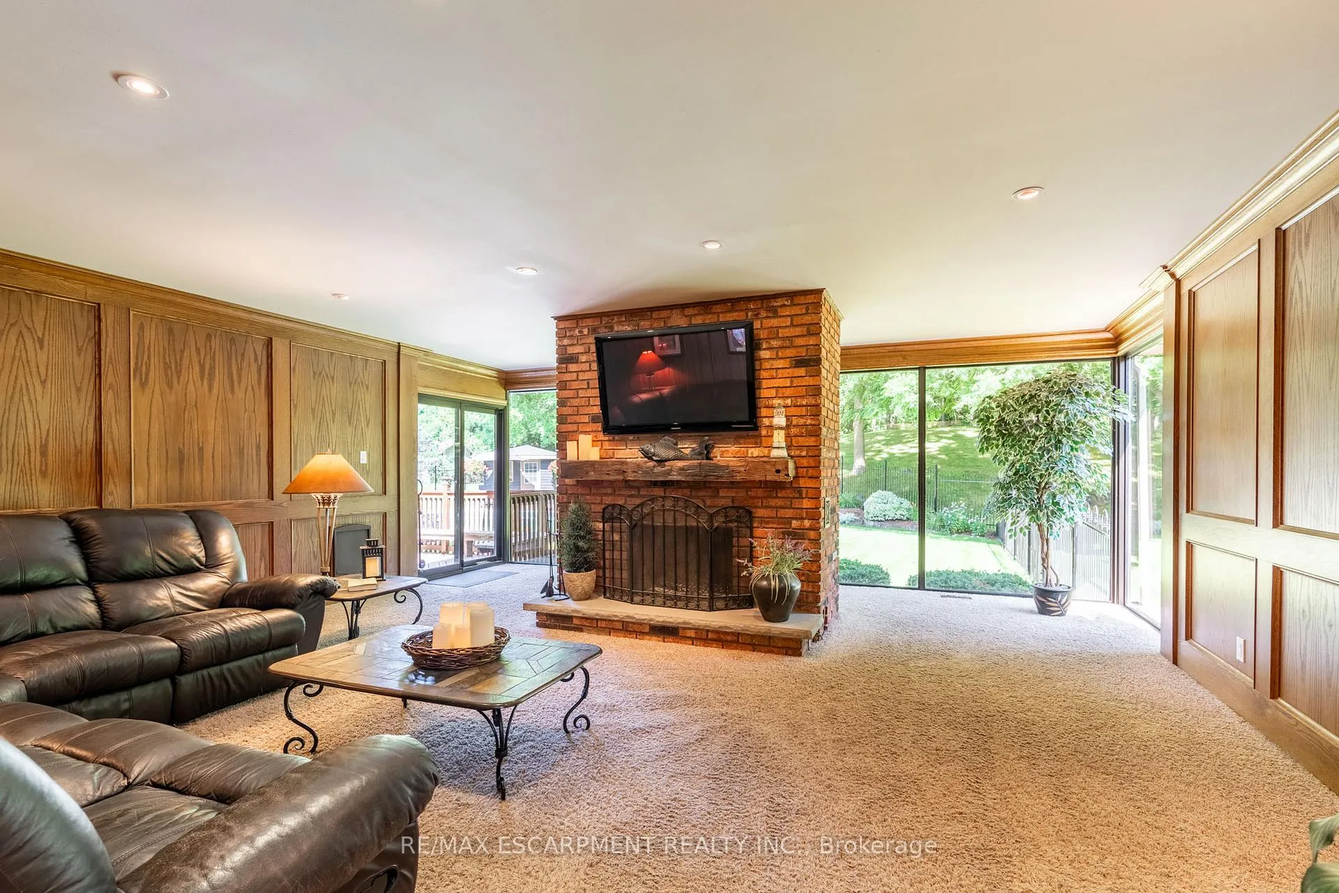 Photo 15 of 47 Woodend Drive, Hamilton, Rural Flamborough — HOMEH
