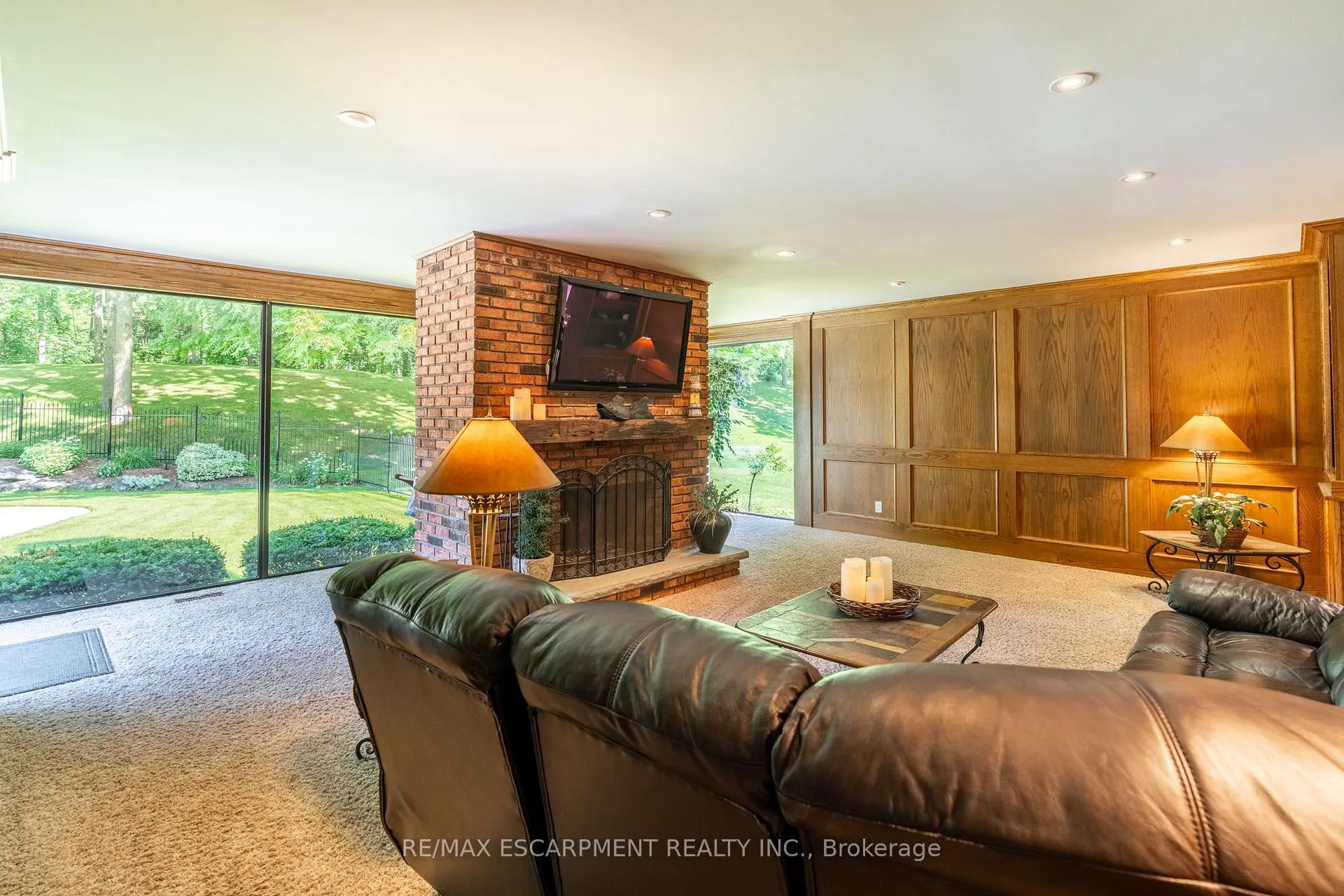 Photo 17 of 47 Woodend Drive, Hamilton, Rural Flamborough — HOMEH