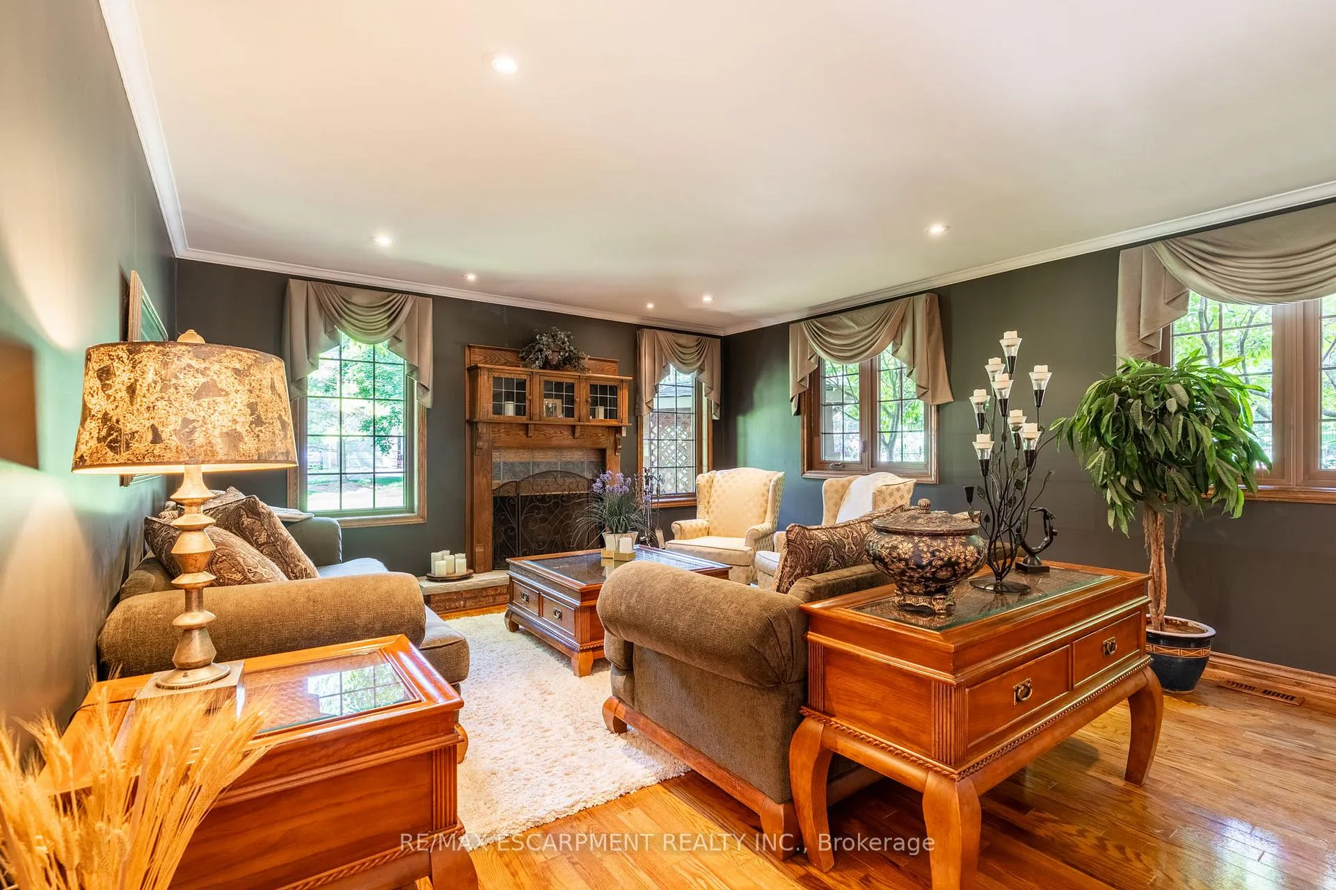 Photo 20 of 47 Woodend Drive, Hamilton, Rural Flamborough — HOMEH