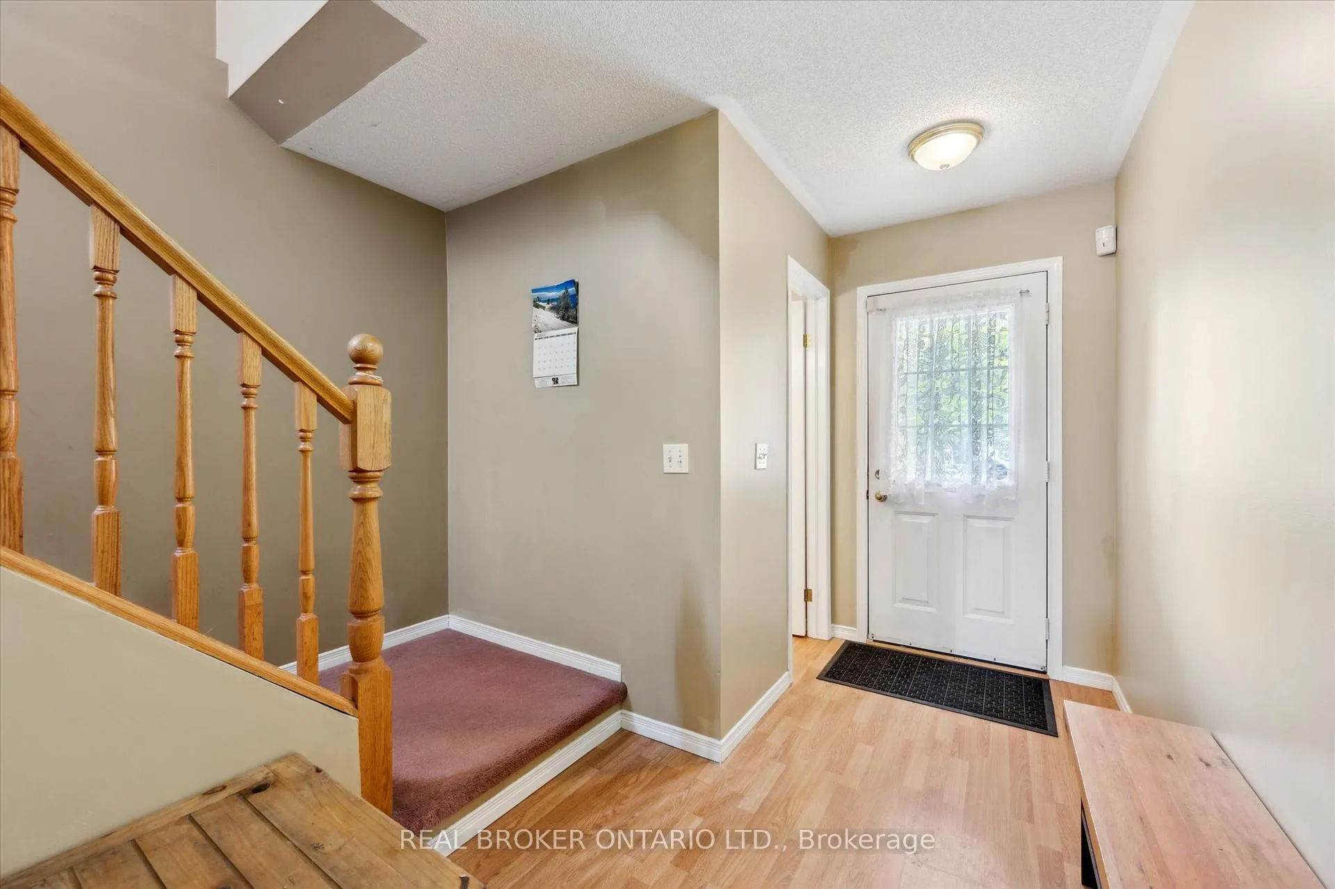 Photo 7 of 451 Citadel Court, Waterloo — HOMEH
