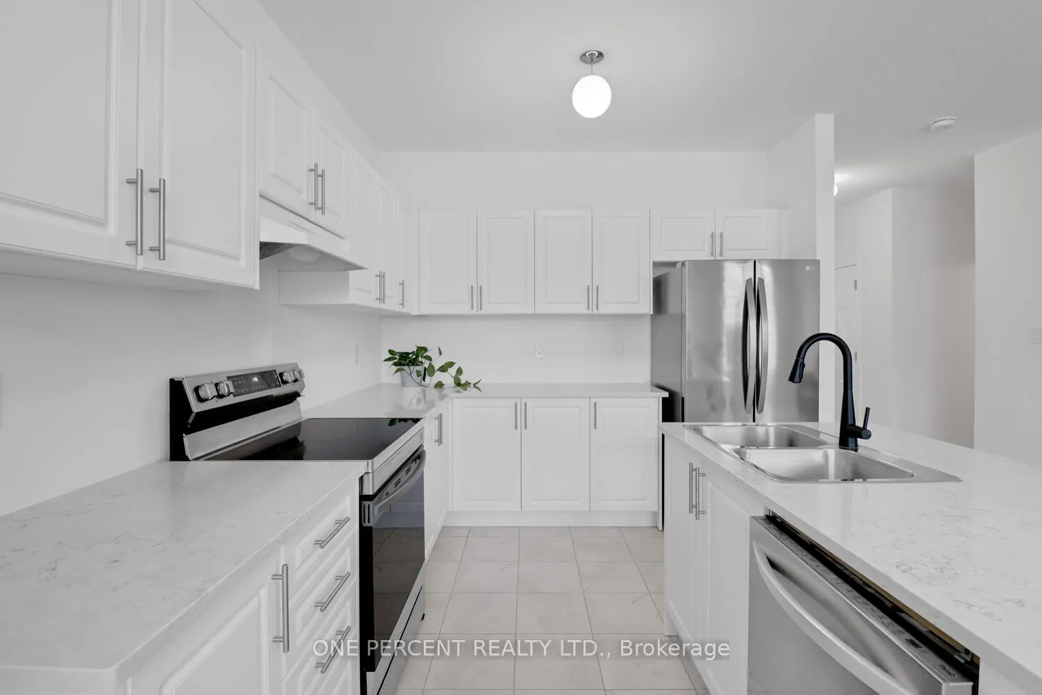 Photo 6 of 253 Wilcox Drive, Clearview, Stayner — HOMEH