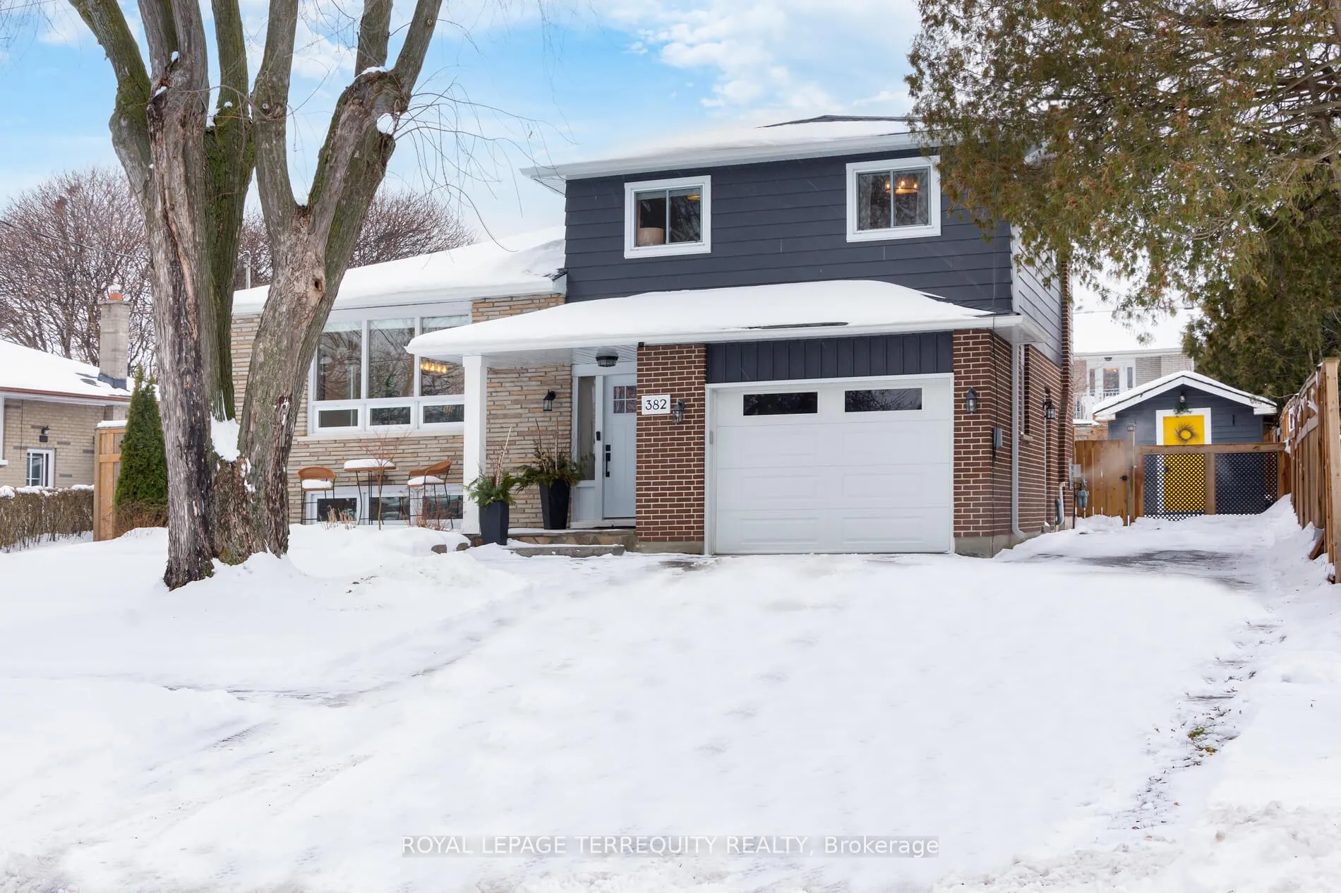 Photo 2 of 382 Nipigon Street N, Oshawa, McLaughlin — HOMEH