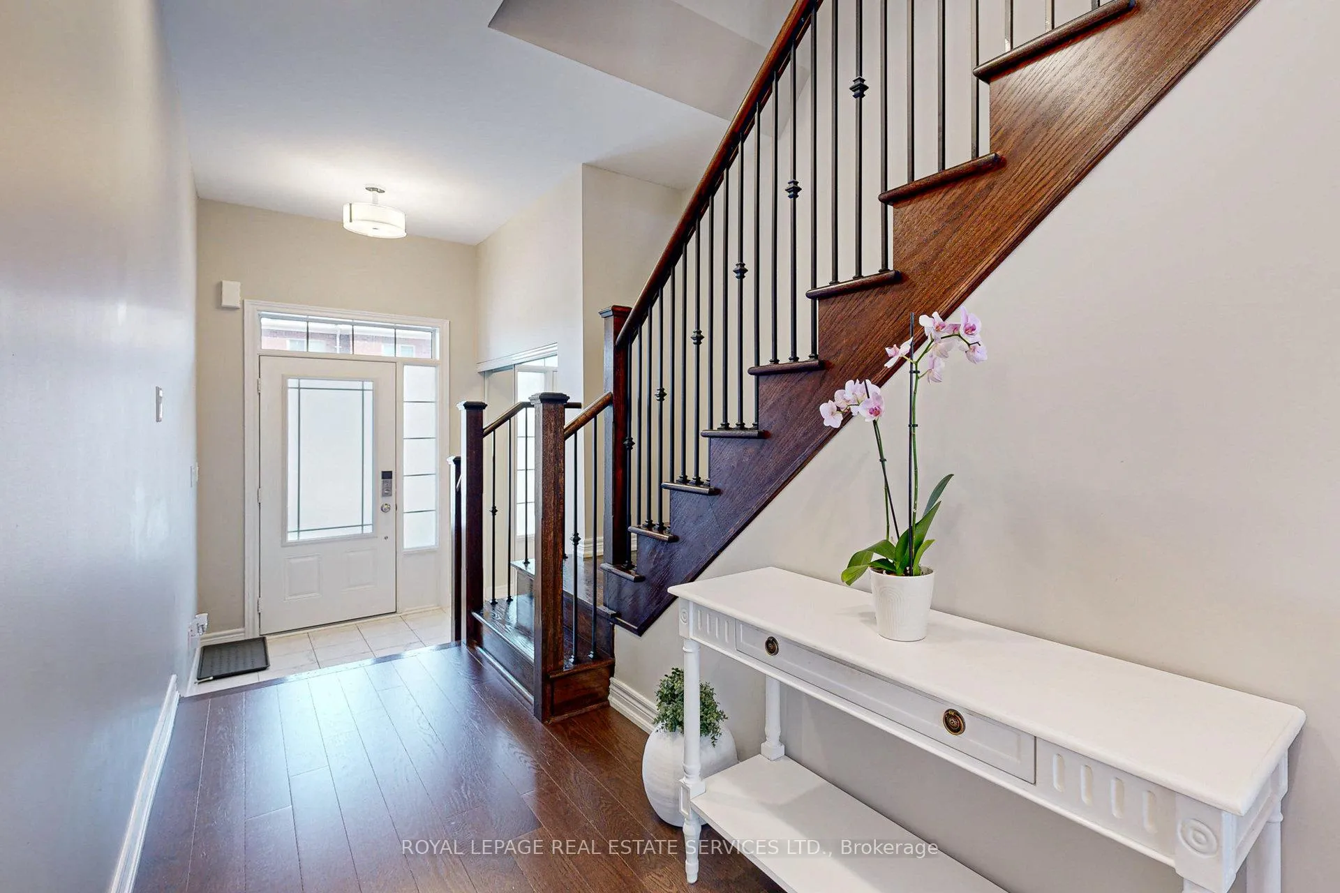 Photo 4 of 49 Clifford Crescent, New Tecumseth, Tottenham — HOMEH