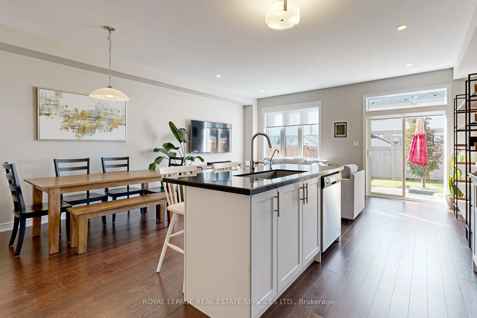 Photo 7 of 49 Clifford Crescent, New Tecumseth, Tottenham — HOMEH