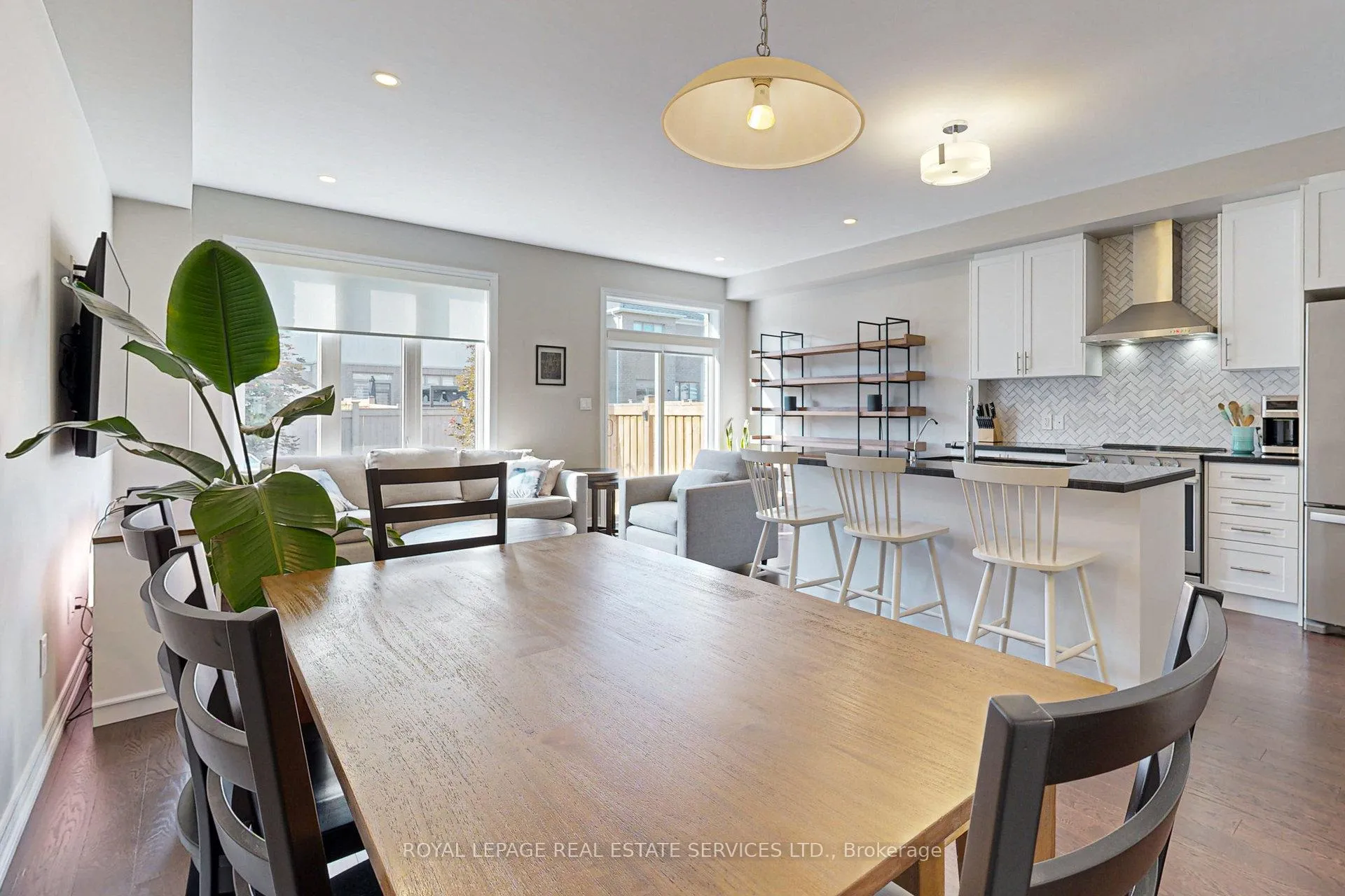 Photo 9 of 49 Clifford Crescent, New Tecumseth, Tottenham — HOMEH