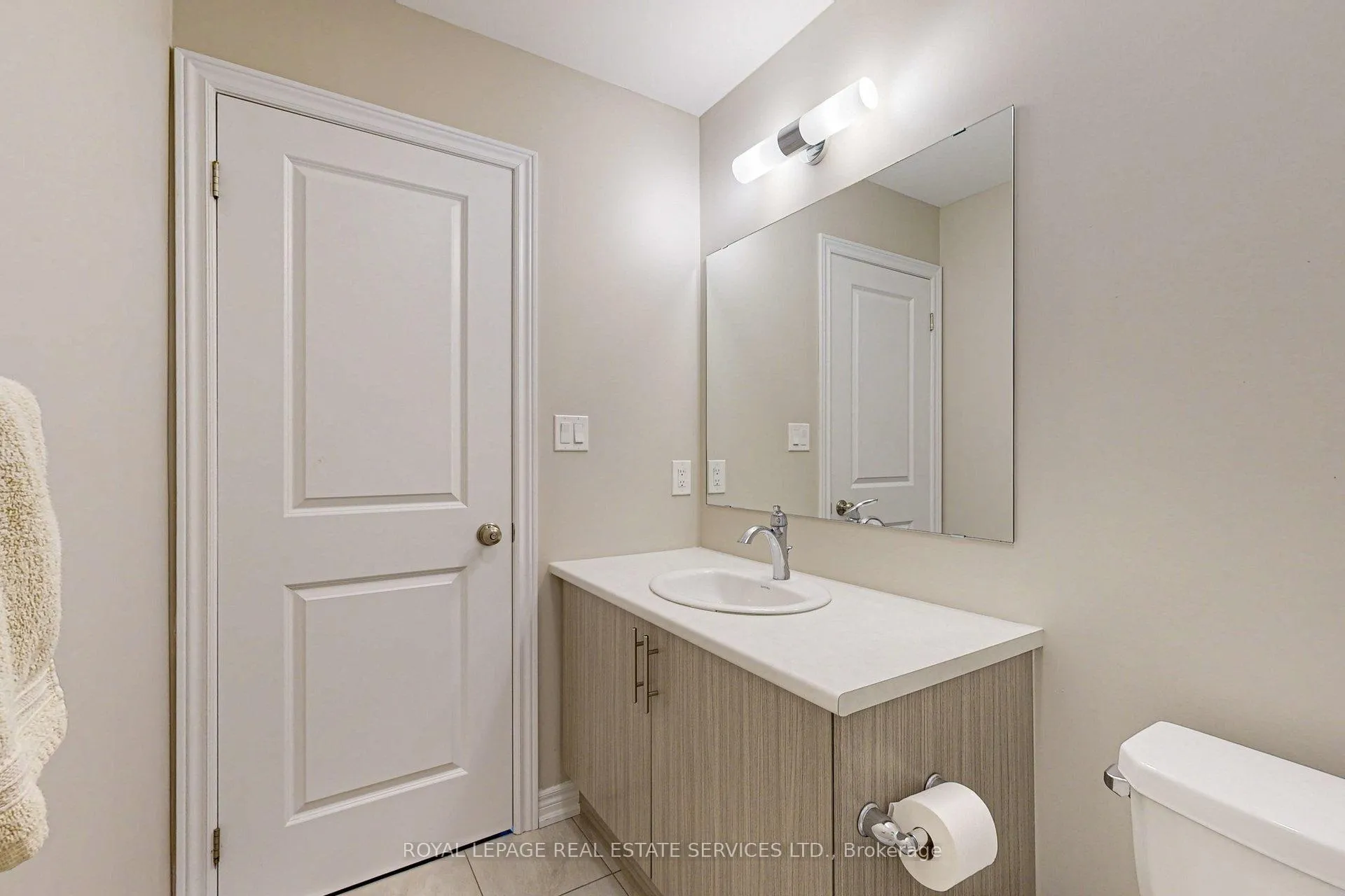 Photo 16 of 49 Clifford Crescent, New Tecumseth, Tottenham — HOMEH