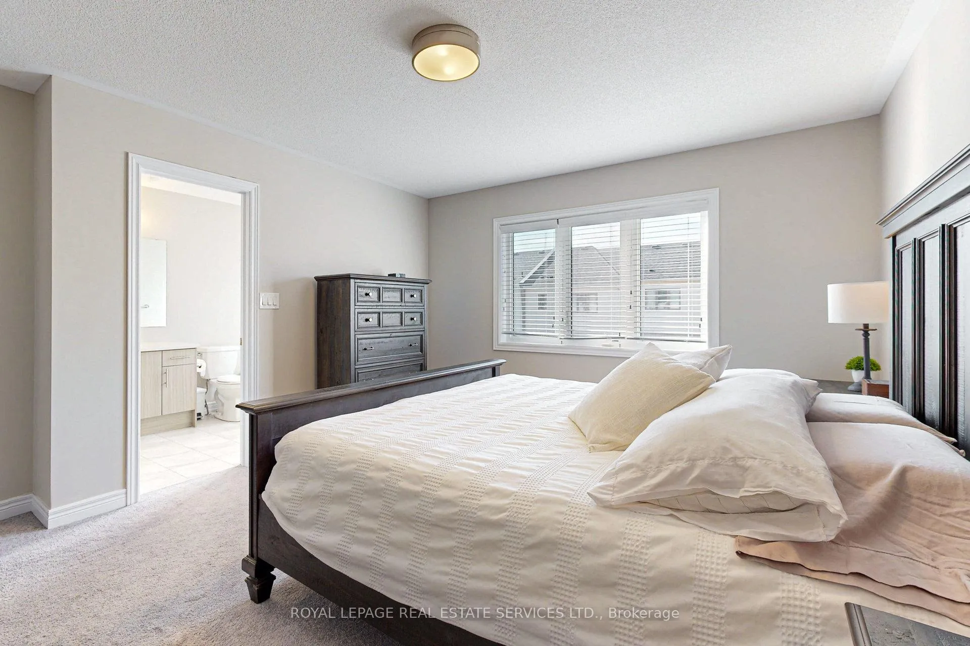 Photo 18 of 49 Clifford Crescent, New Tecumseth, Tottenham — HOMEH