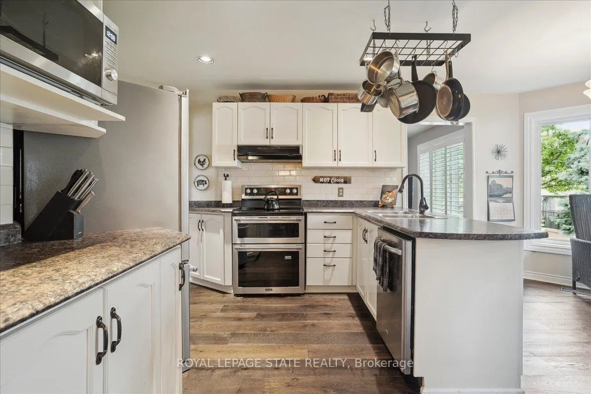 Photo 15 of 126 Gurnett Drive, Hamilton, Gurnett — HOMEH