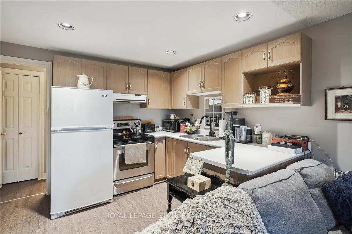 Photo 32 of 126 Gurnett Drive, Hamilton, Gurnett — HOMEH